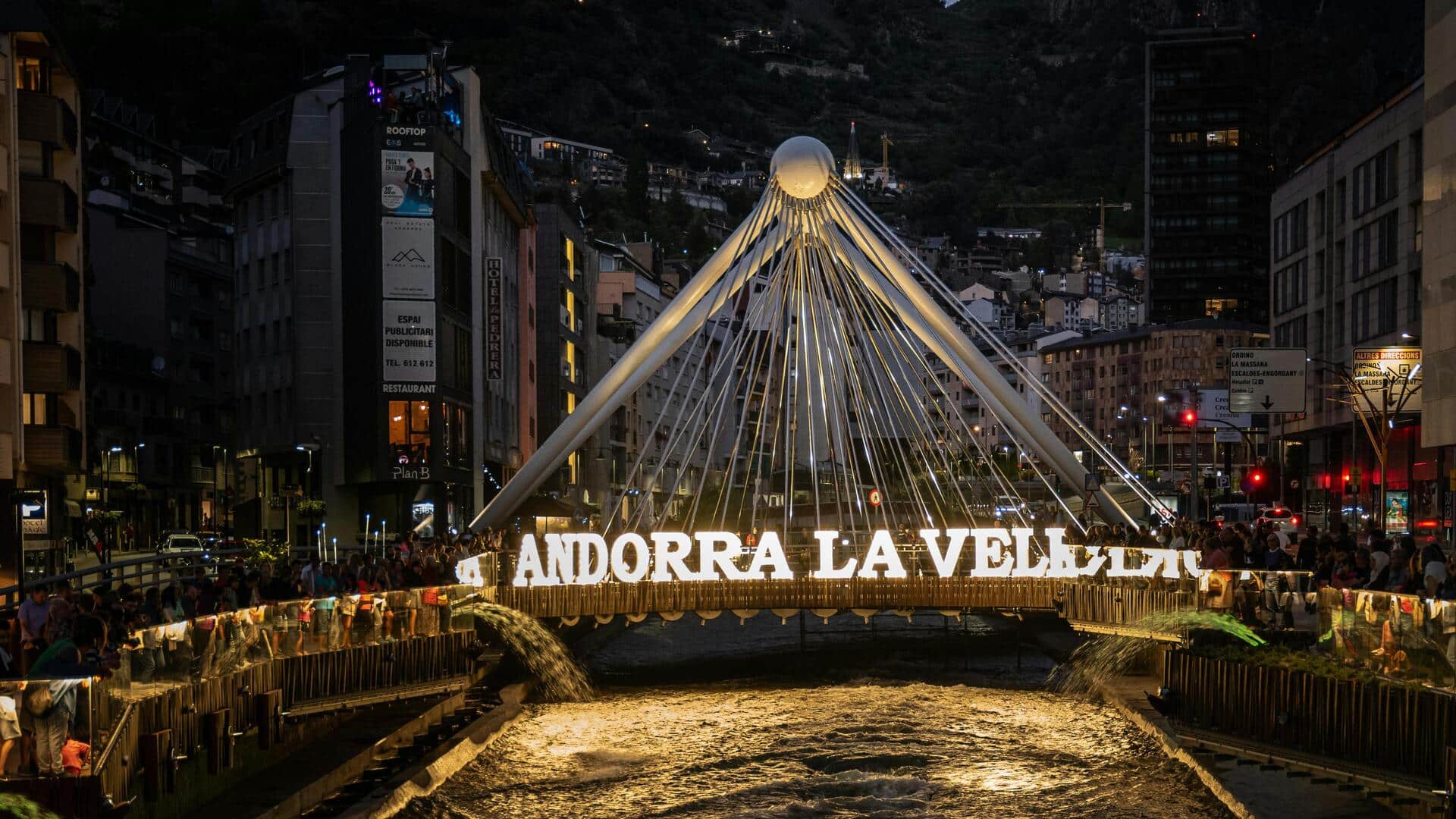 アンドラの静かなピレネー山脈の町五選