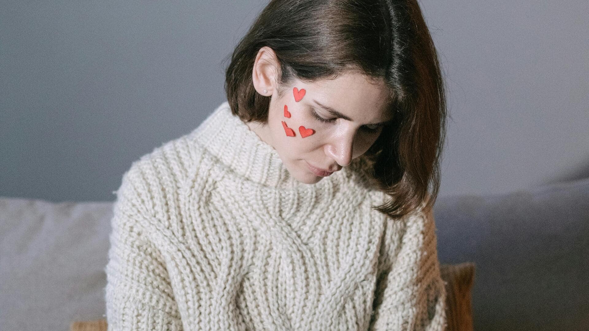 日本の冬ファッションを形作るソフトニュートラル