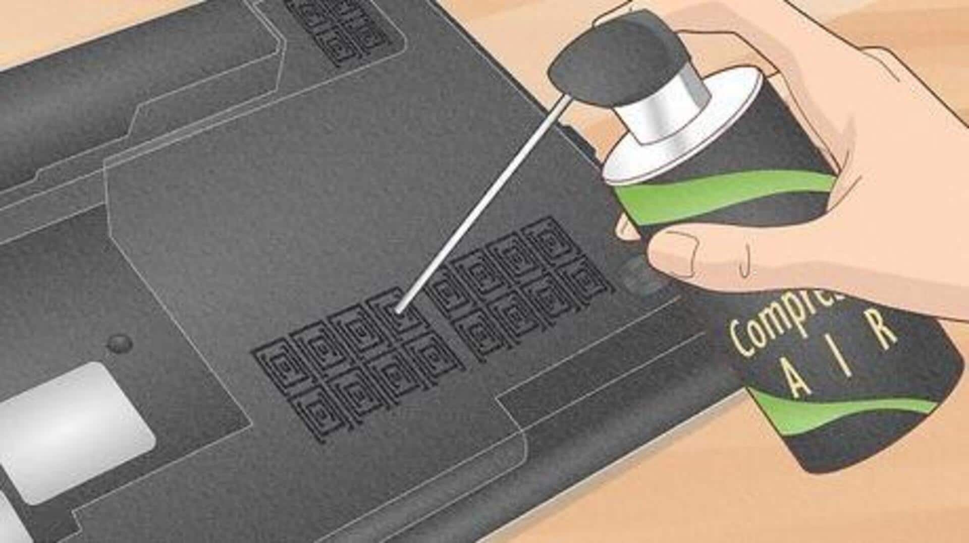 ノートパソコンの冷却ファンを安全に掃除する方法
