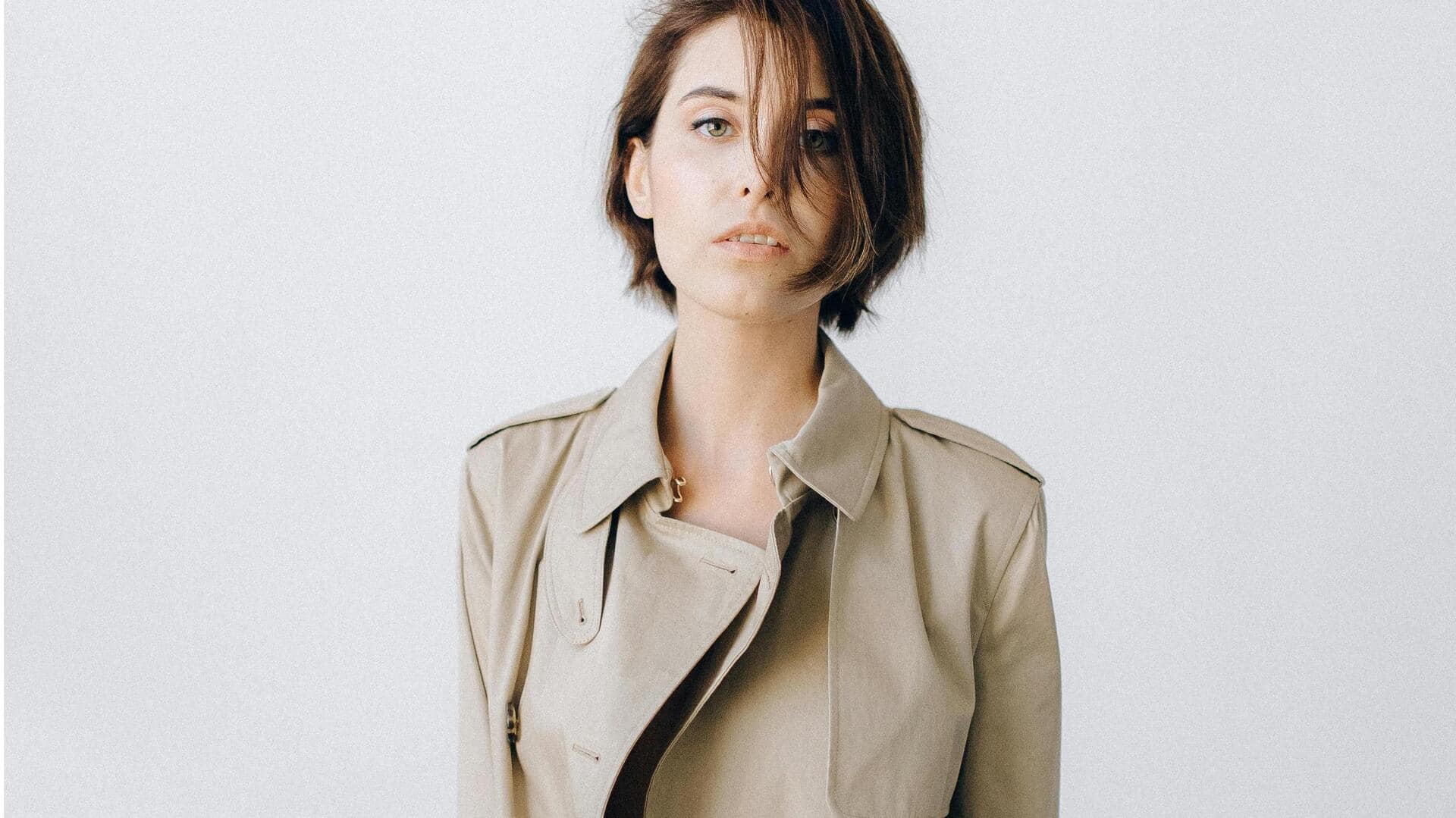 ソフトグラデーションで冬のファッションを格上げ