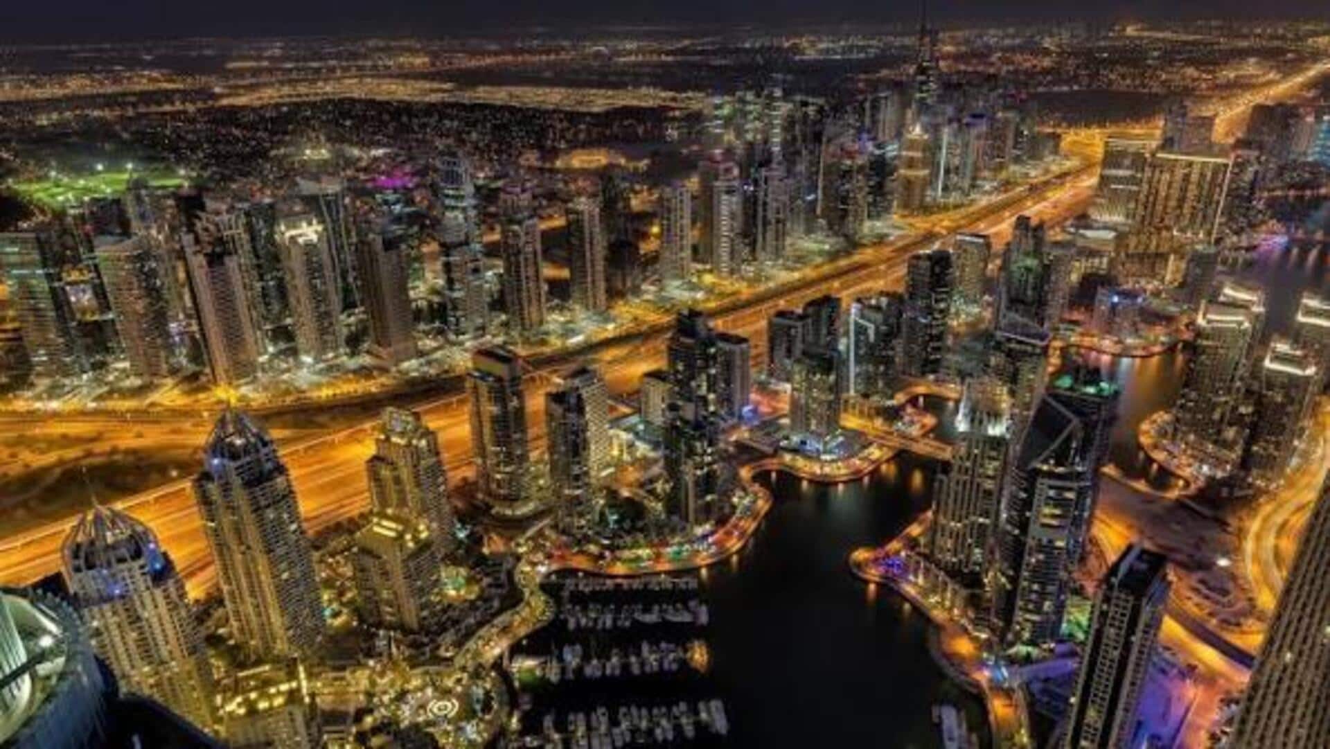 ドバイの夜景とスカイスクレーパーの魅力