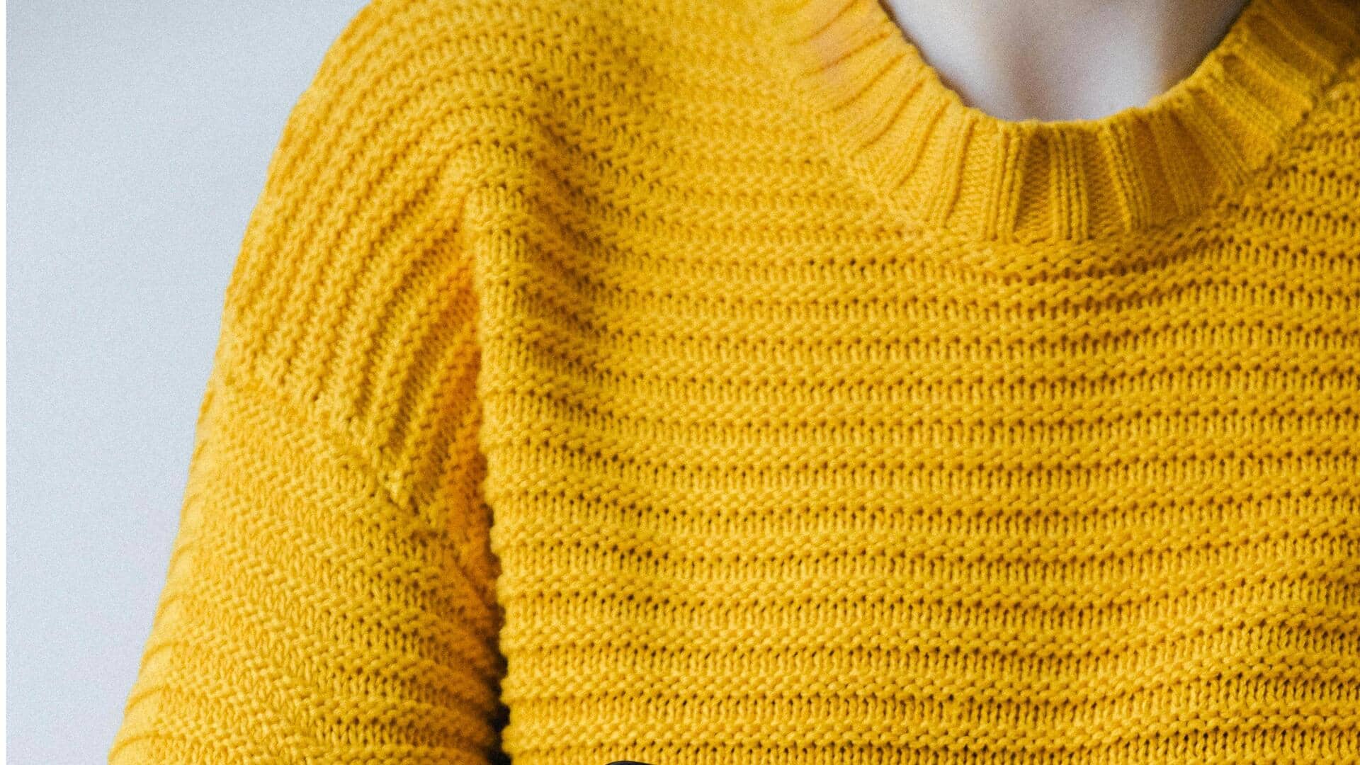 冬のファッションに明るいイエローを取り入れる方法