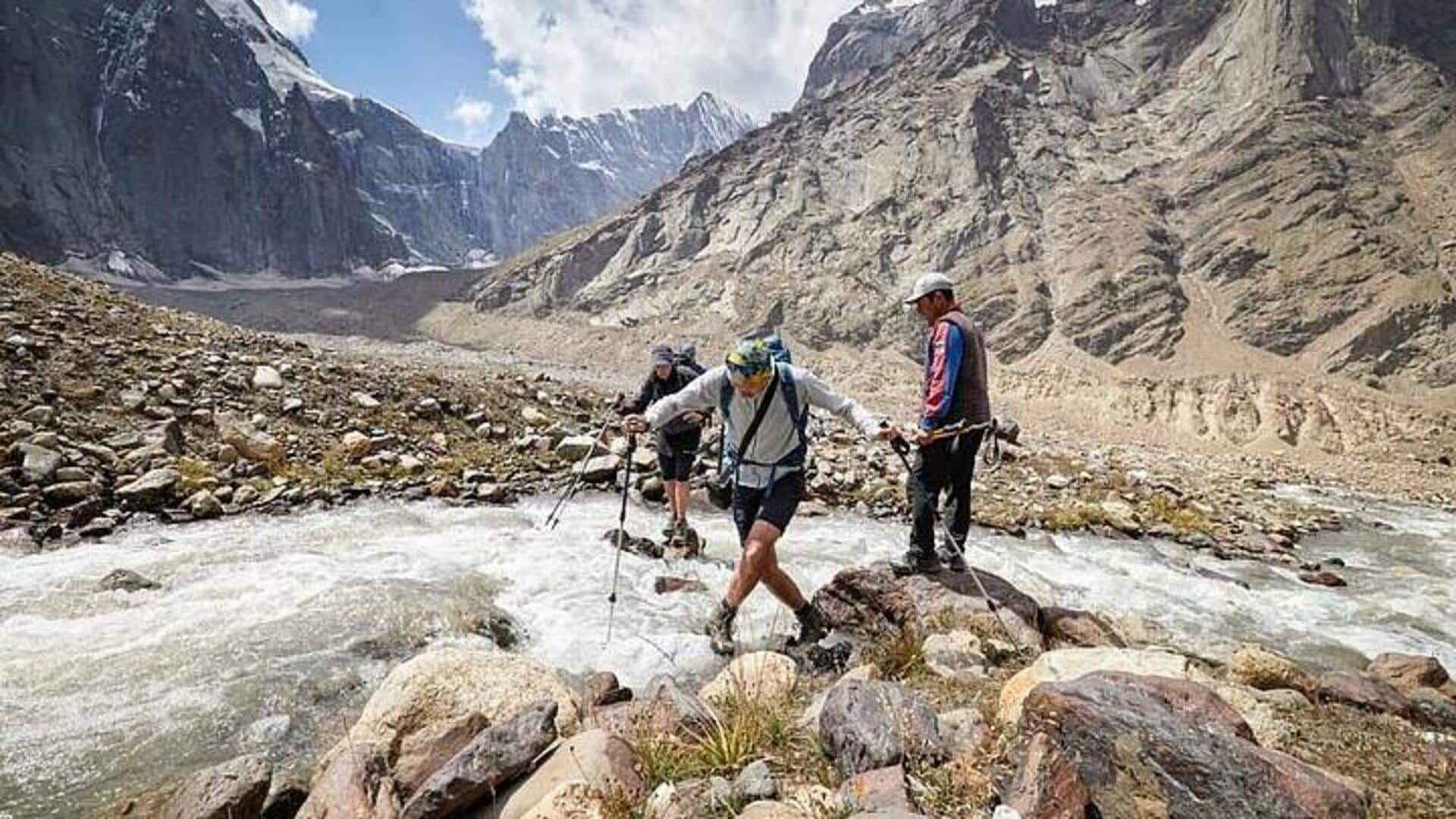 キルギスの天山で静かな山の隠れ家を探る