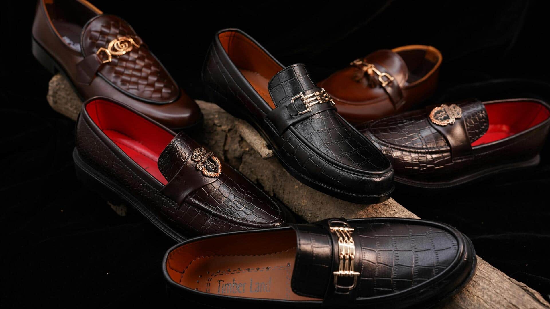 コーデュロイローファーで冬の装いを格上げ