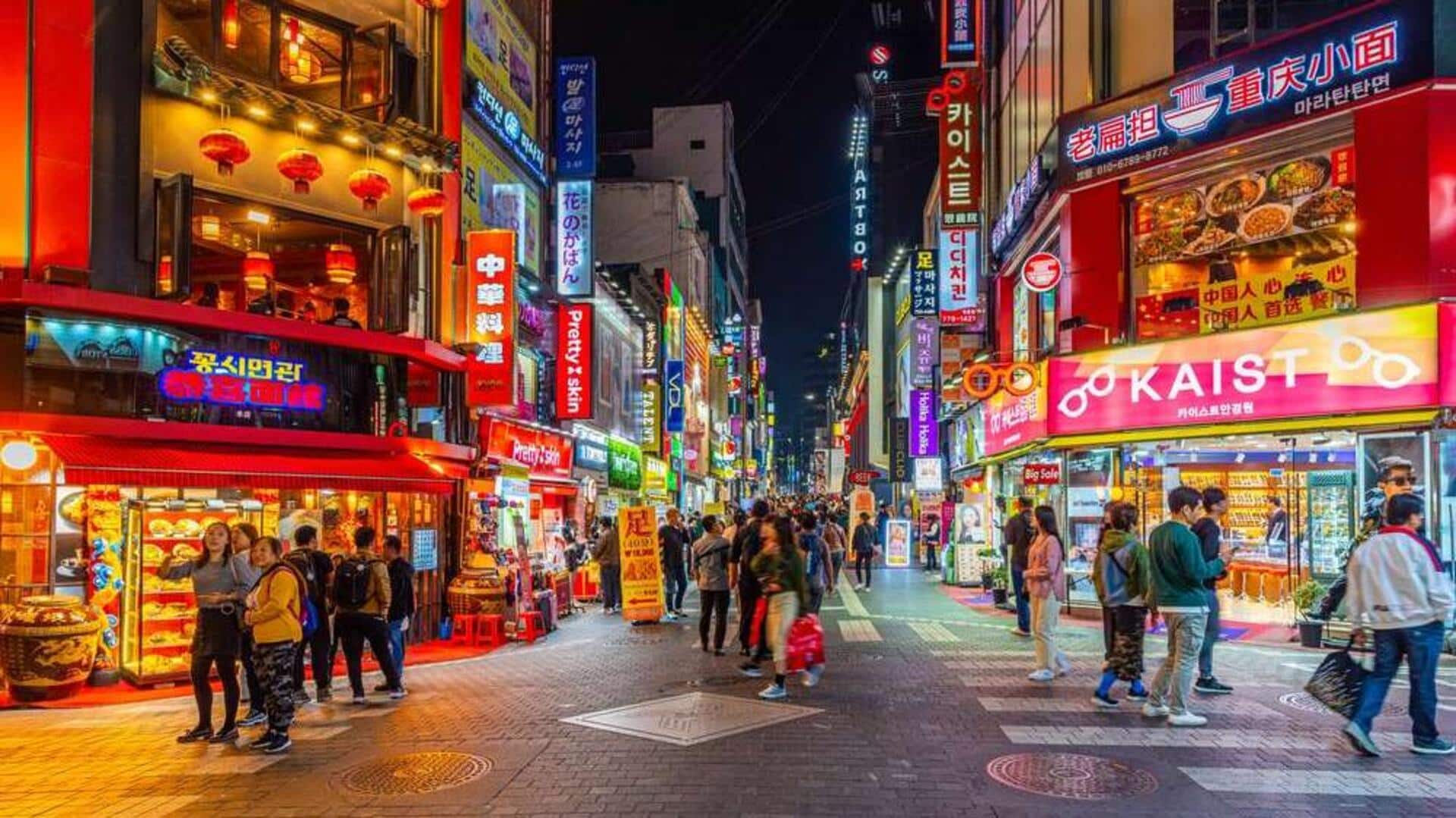 ソウルの夜を彩る食べ歩きと街の灯り
