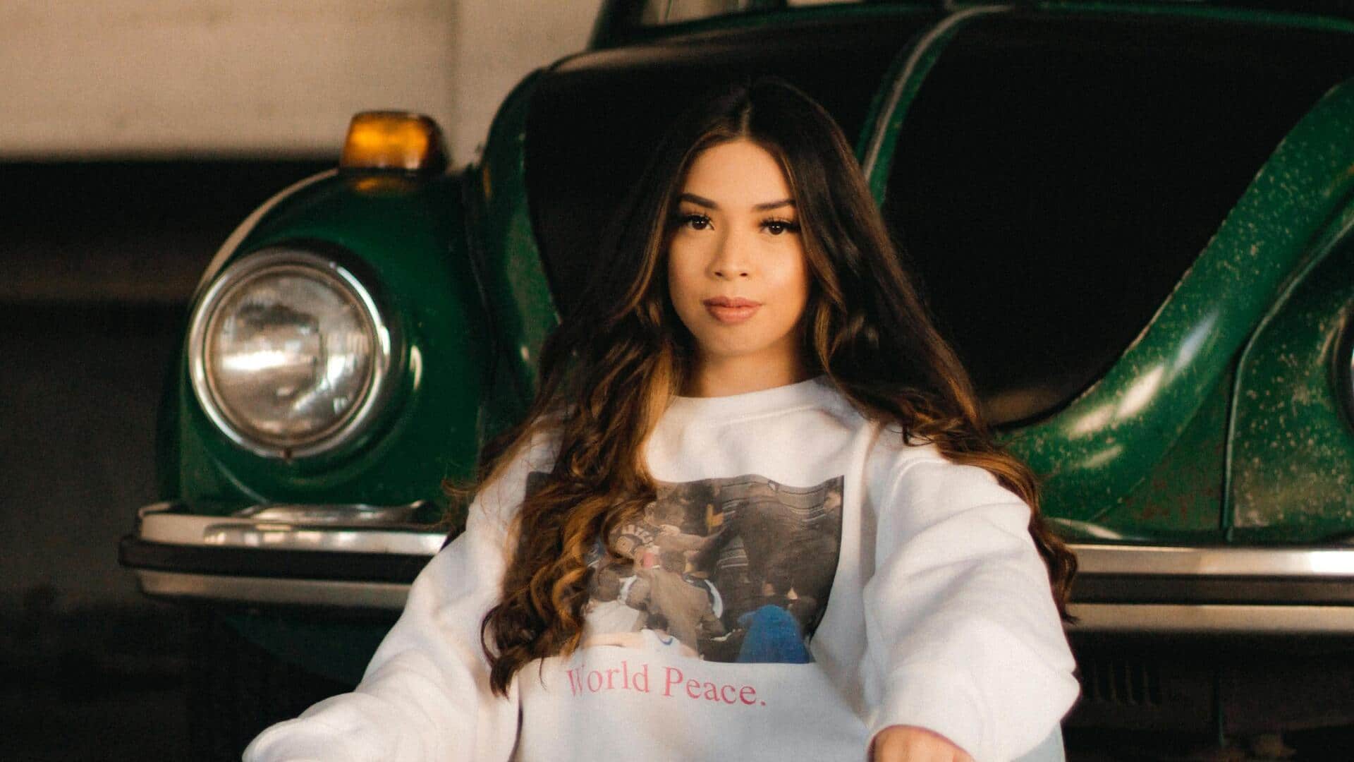 日本のビジネスカジュアルにおけるクラシックスウェットスタイル