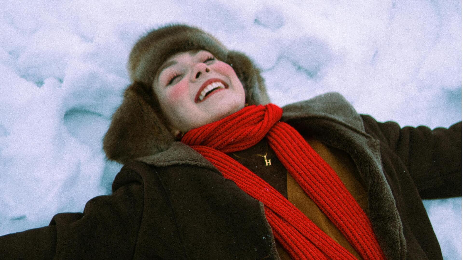 チェリーレッド：冬のアクセサリー5選