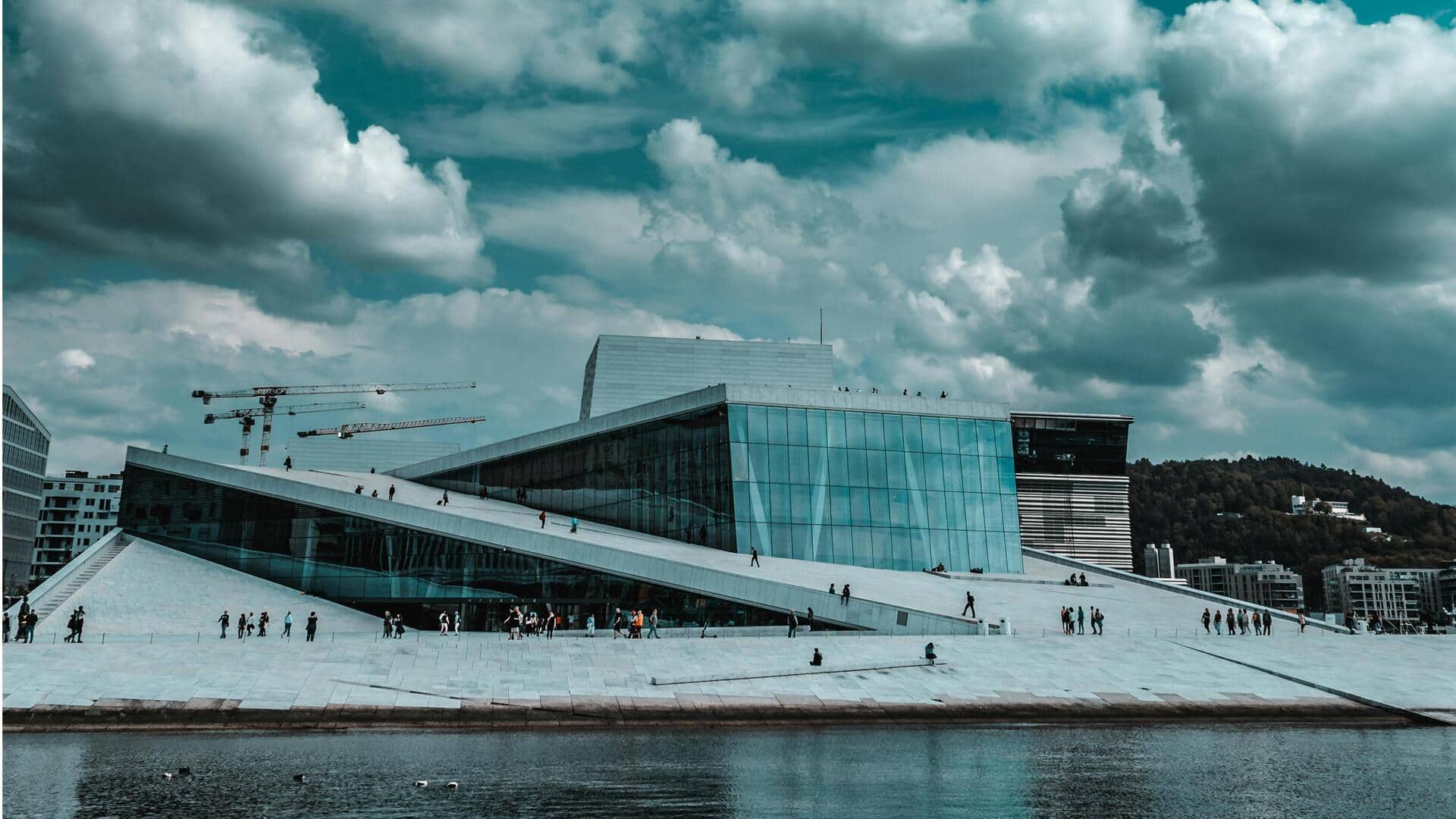 オスロの必見屋外彫刻スポット