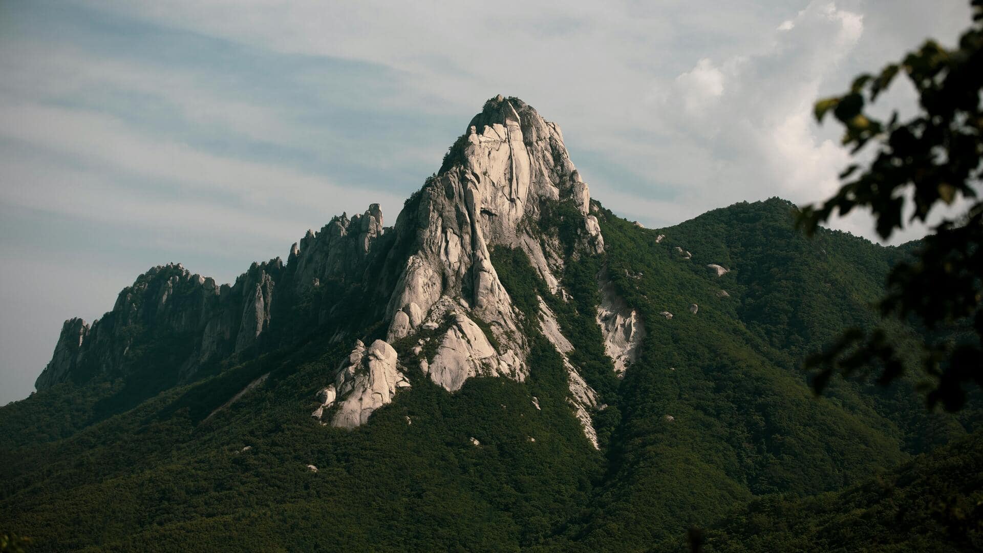 韓国の山々がスイスの静けさを思わせる理由