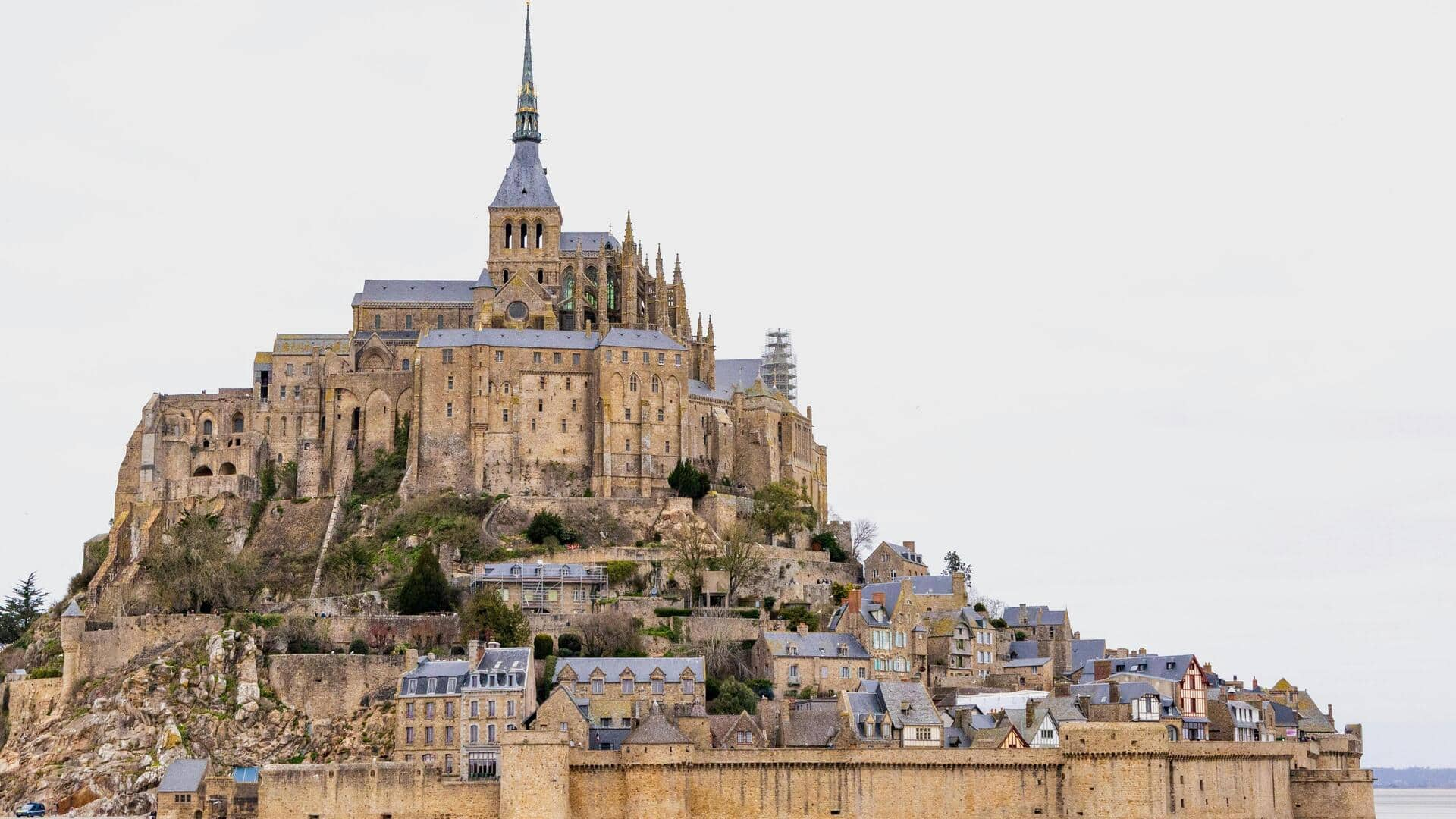 フランスのモン・サン・ミッシェルを探検しよう