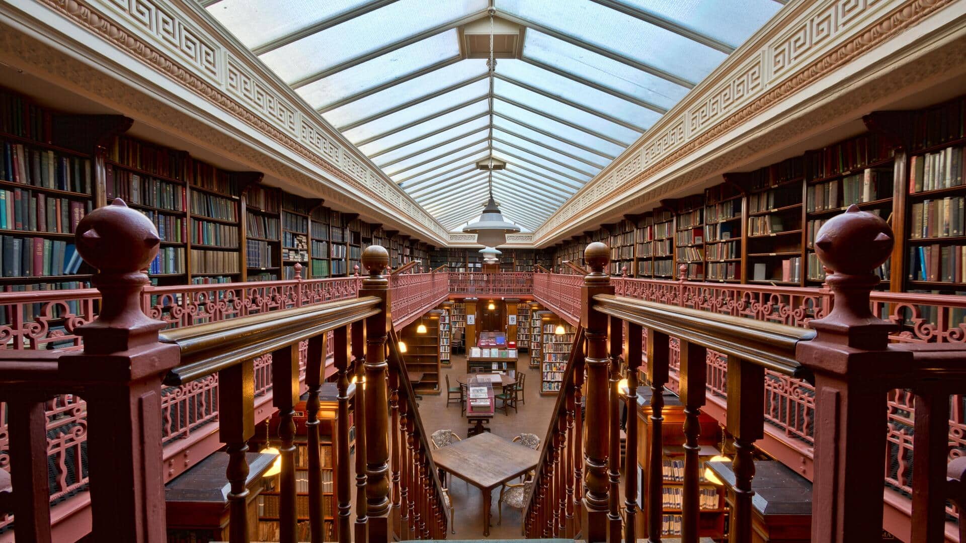 世界の訪れるべき象徴的な図書館 世界の訪れるべき象徴的な図書館