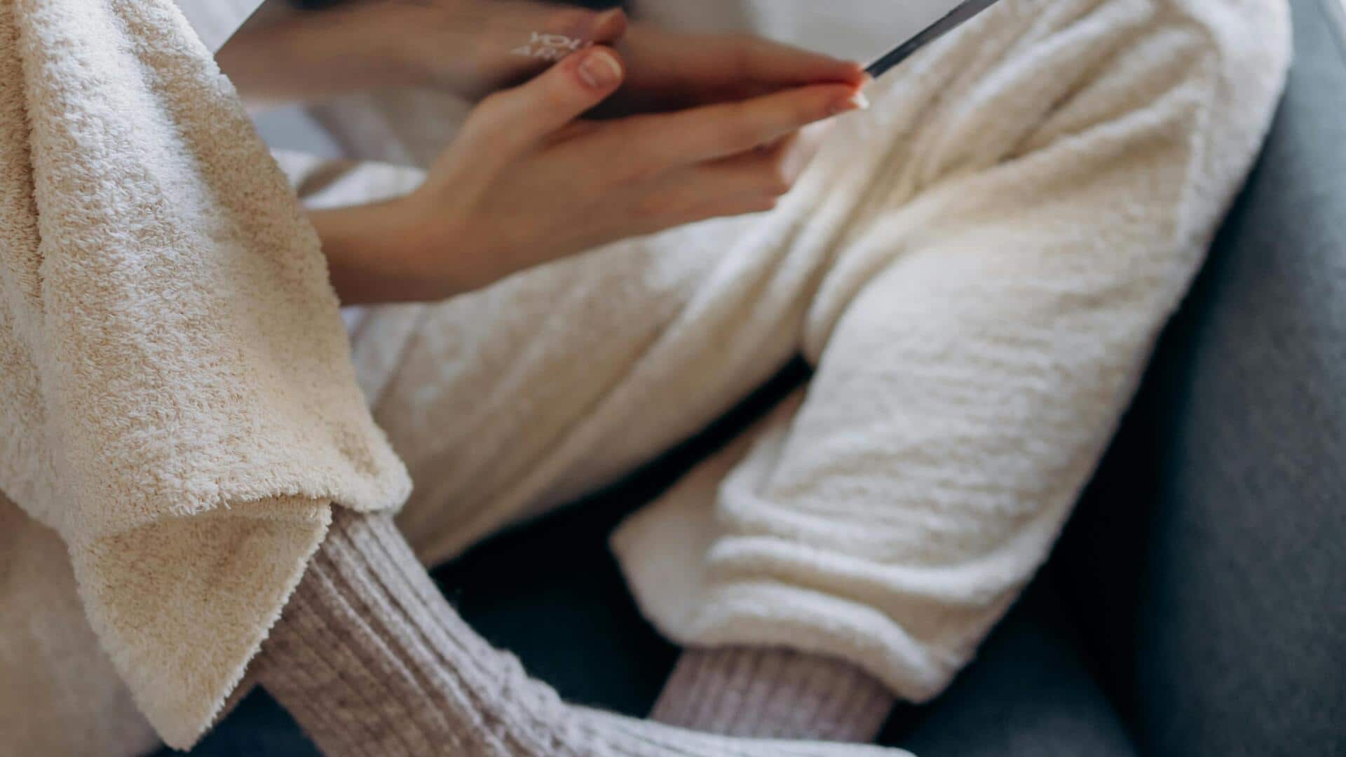 冬のオフィスにぴったりな軽量フリースライニングパンツ5選