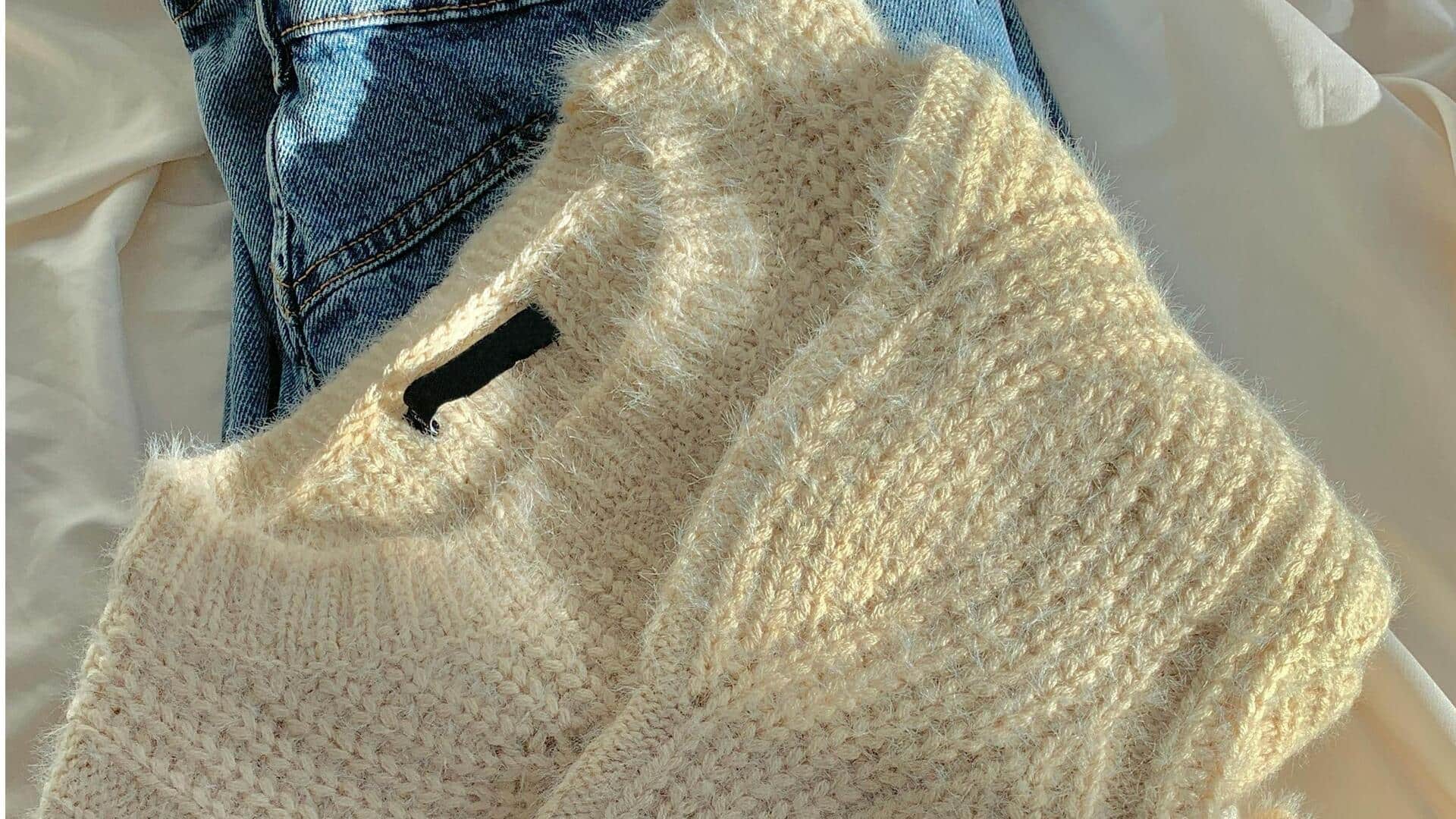 アシンメトリックヘムセーターで冬の5つのスタイルを楽しむ