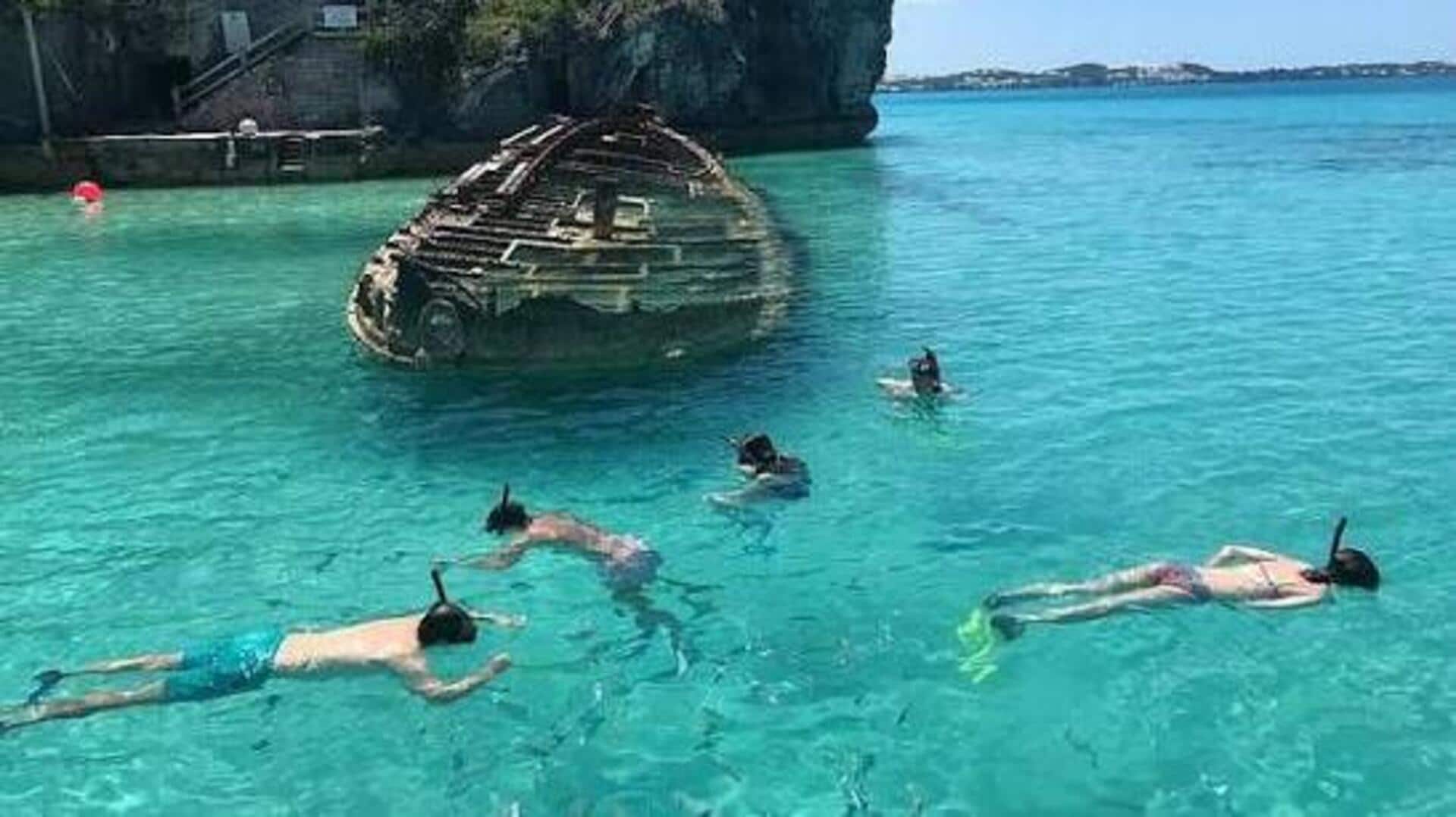 バミューダの沈没船シュノーケリング冒険