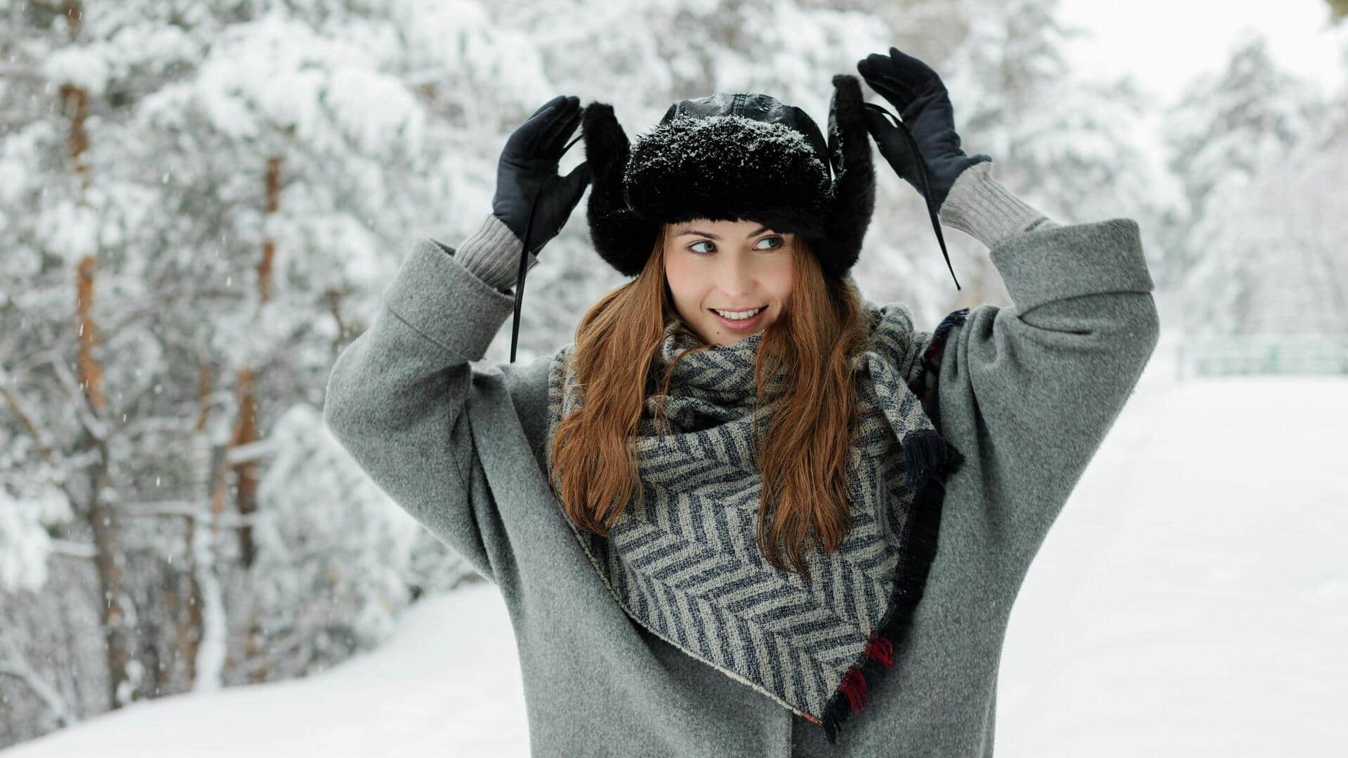 冬のトラッパーハットをおしゃれに重ね着する5つの方法