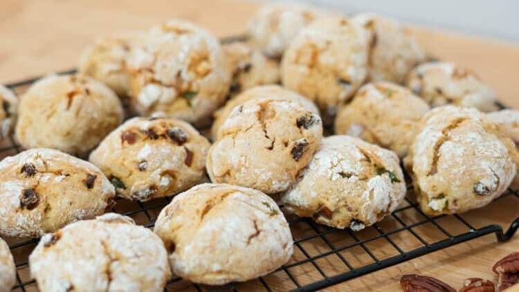 Broinhas De Cenoura E Passas: Receita Portuguesa