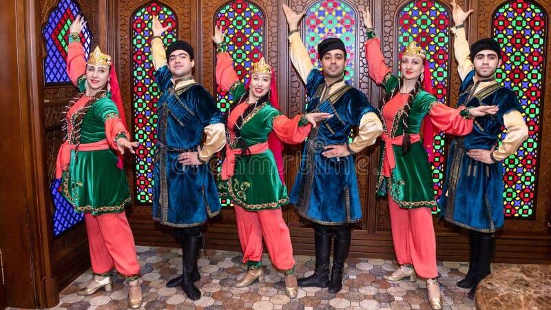 Trajes Tradicionais Do Azerbaijão