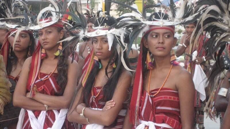 Trajes Tradicionais De Timor-Leste