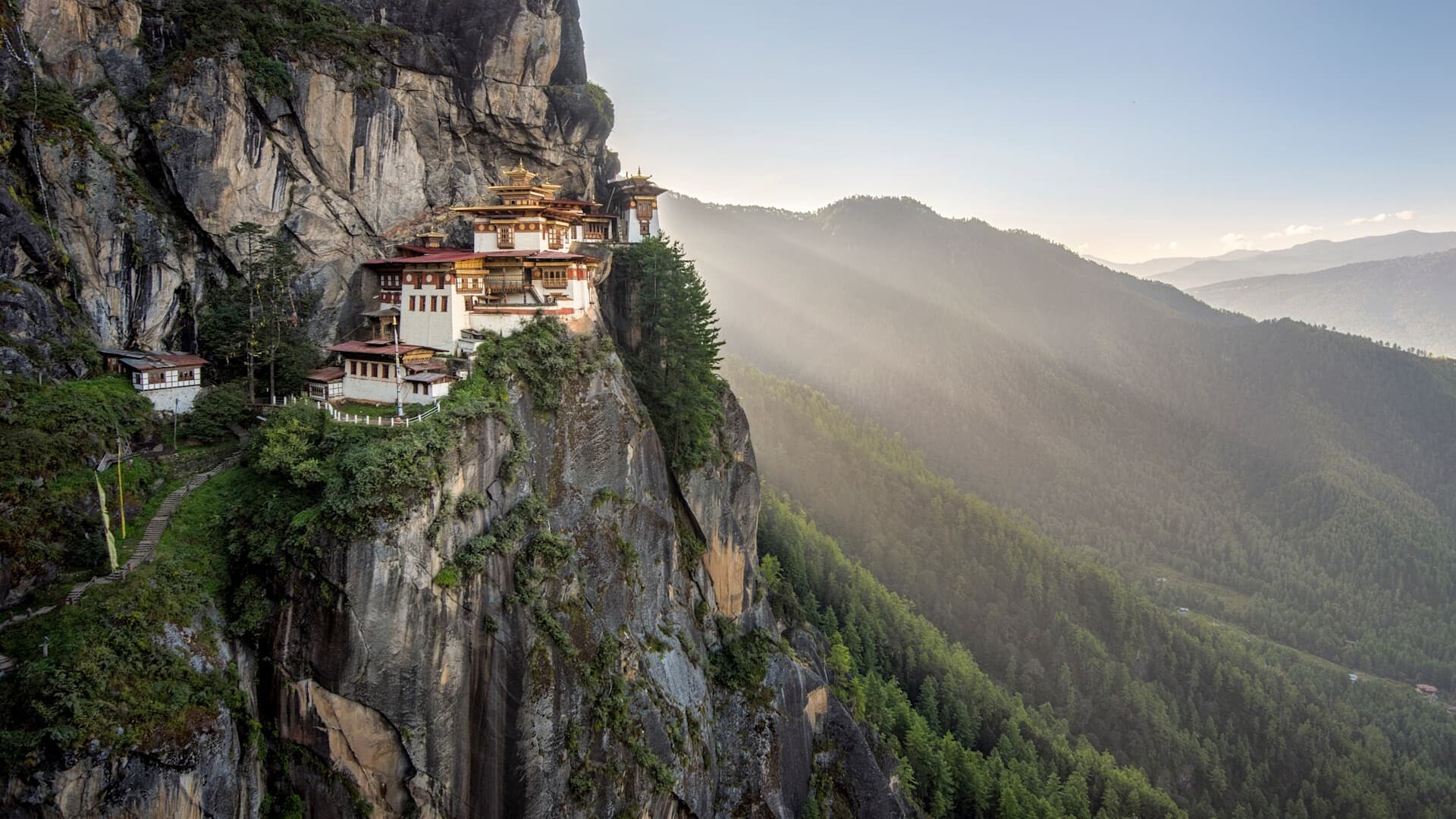 Descubra O Mosteiro Taktsang Em Paro, Butão