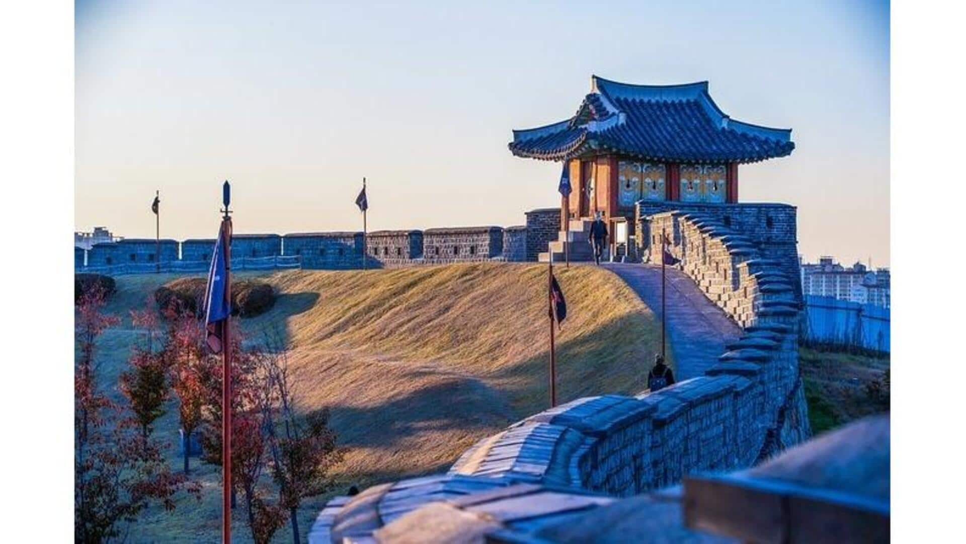 Descubra A Fortaleza De Hwaseong Em Suwon, Coreia Do Sul