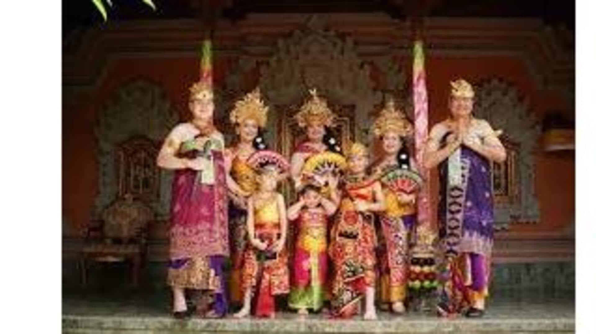 Trajes Tradicionais Da Região De Bali