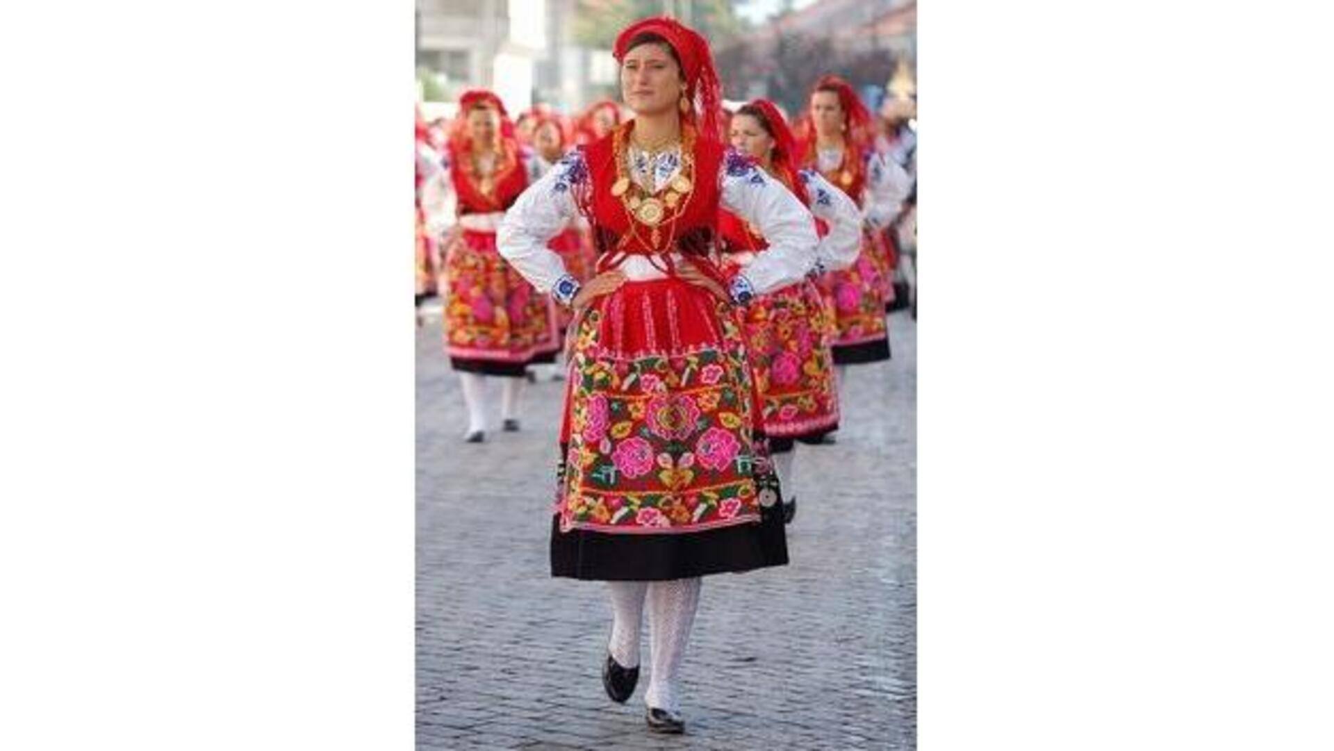 Técnicas De Bordado Tradicional Dos Trajes Folclóricos De Portugal