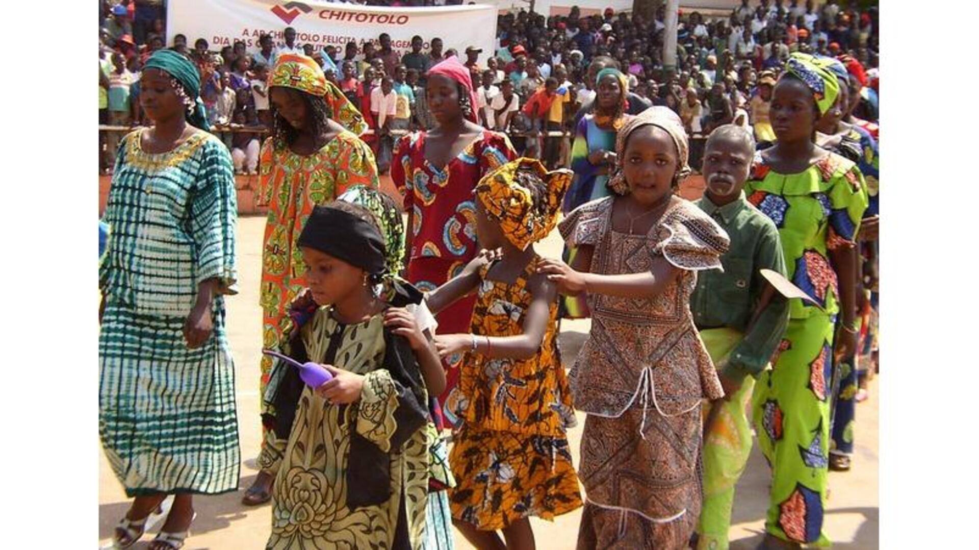 Trajes Tradicionais Do Povo Ndonga De Angola