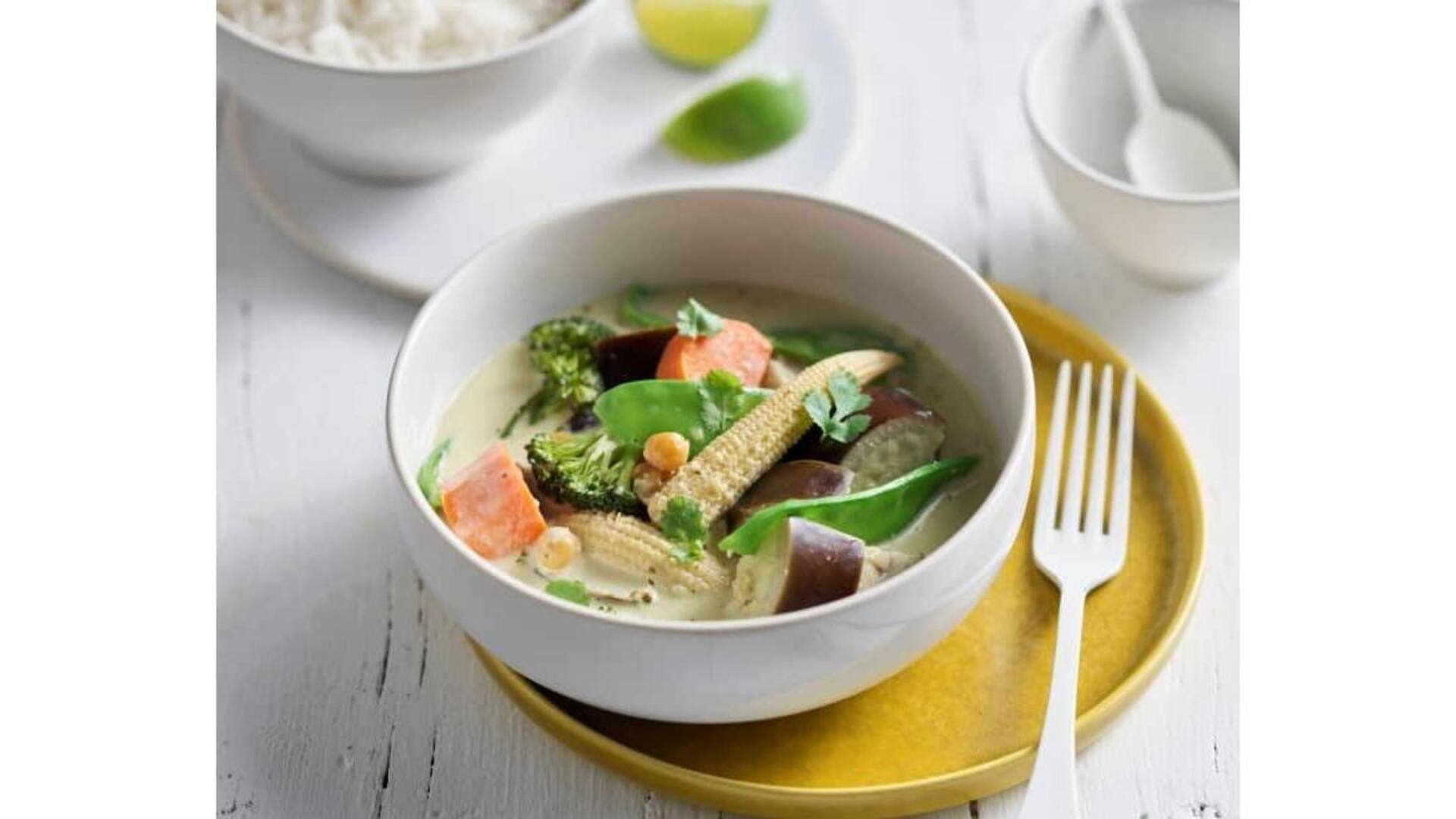 Curry Verde De Coco Tailandês: Receita Vegetariana E Sem Ovos