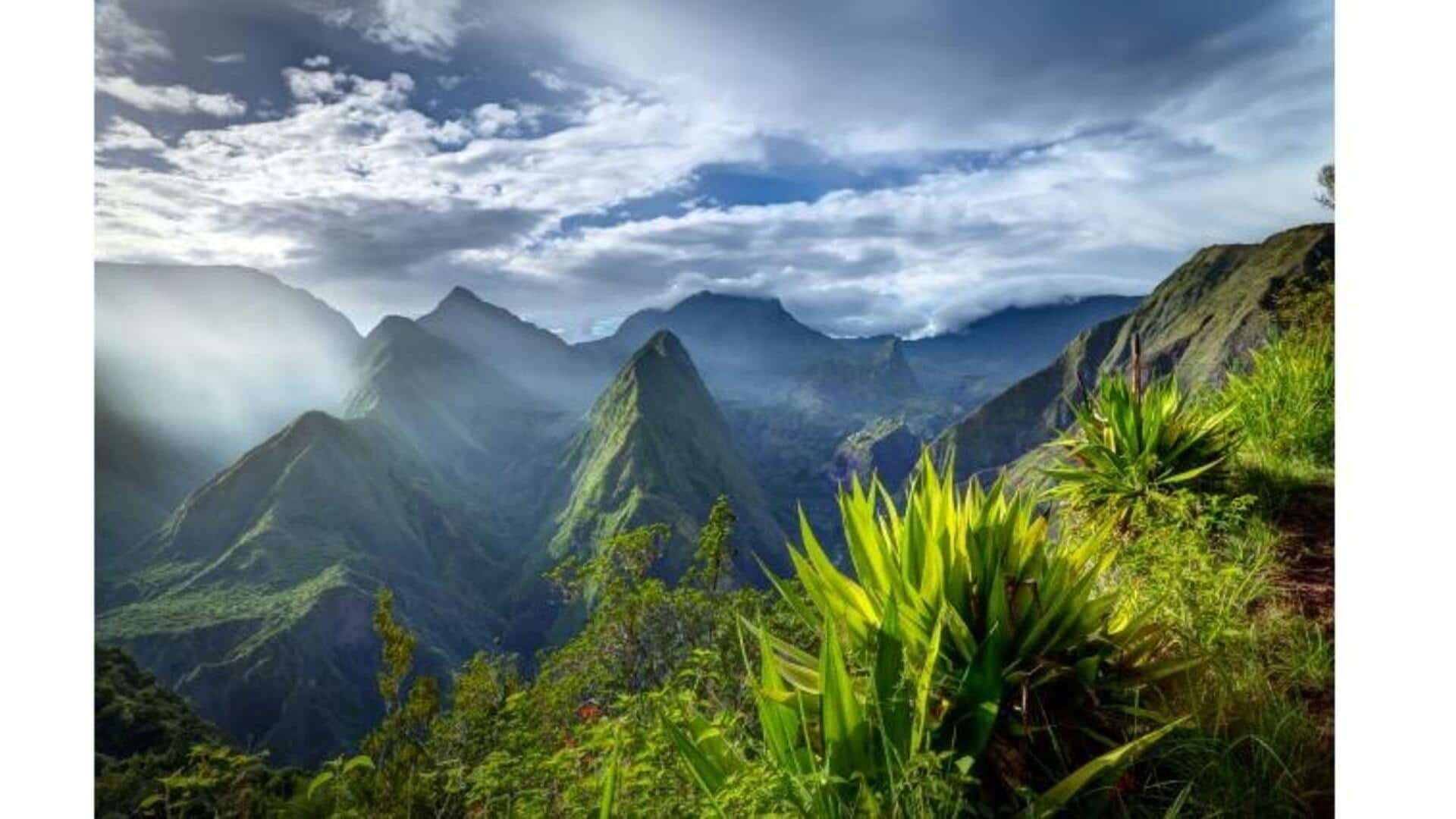 Descubra O Encanto Do Cirque De Mafate Em Réunion