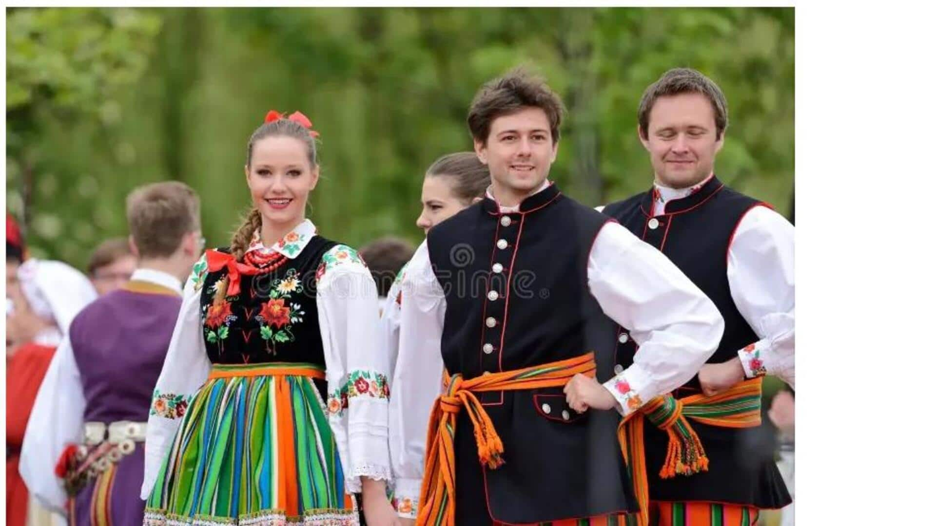 Trajes Tradicionais Da Polônia