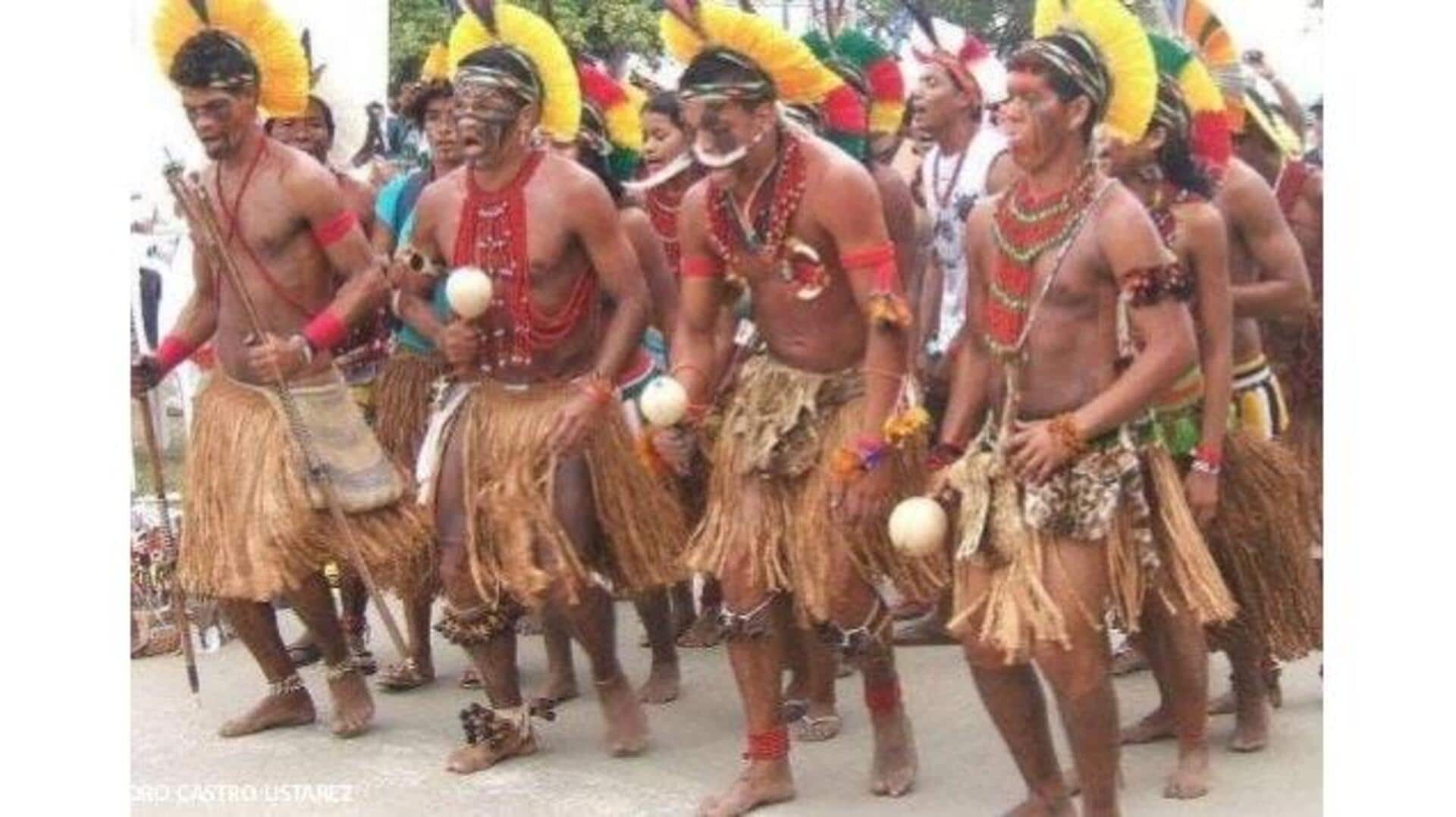 Trajes Tradicionais Do Povo Guarani Da Bolívia