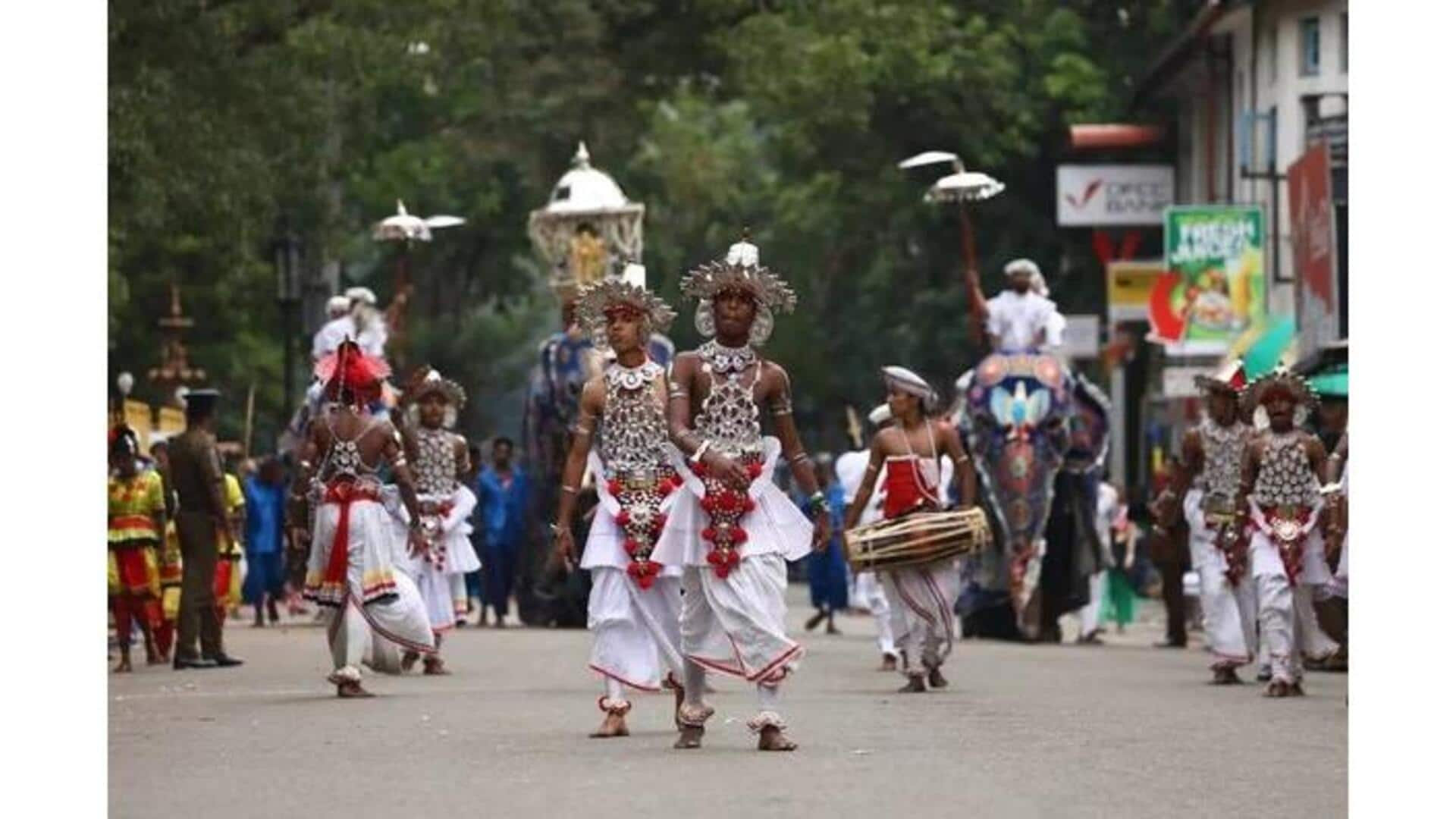 Trajes Tradicionais Da Região De Kandy No Sri Lanka