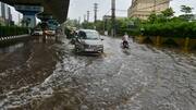 கனமழையால் டெல்லி, சூரத் நகரங்களில் வெள்ளம், உத்தரகாண்டில் நிலச்சரிவு
