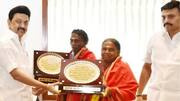 'தி எலிஃபேண்ட் விஸ்பரர்ஸ்' பட நாயகர்களை நேரில் சந்தித்து கௌரவித்த தமிழக முதல்வர் ஸ்டாலின்