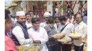 கோயில் கும்பாபிஷேகத்திற்கு சீர் கொண்டுவந்த கிறிஸ்தவர்கள் மற்றும் இஸ்லாமியர்கள்