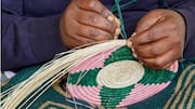 பாரம்பரிய கலைகளை இந்தக் கலைஞர்கள் எப்படிப் பாதுகாக்கிறார்கள்?