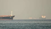 ஹார்முஸ் ஜலசந்திக்கு பதில் ஓமன் கடல் பகுதி வழியாக கப்பல்கள் செல்ல ஈரான் பரிந்துரை? அமைதி பேச்சுவார்த்தையில் புதிய திருப்பம்