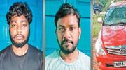 வாகன சோதனையில் சிக்கிய கார்- 2.2 கிலோ கஞ்சா, 2 செல்போன்கள் பறிமுதல்
