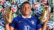 FIFA உலகக் கோப்பை கோல்டன் பூட் விருதை இரண்டு முறை வென்ற முதல் வீரர்: கிலியன் எம்பாப்பே