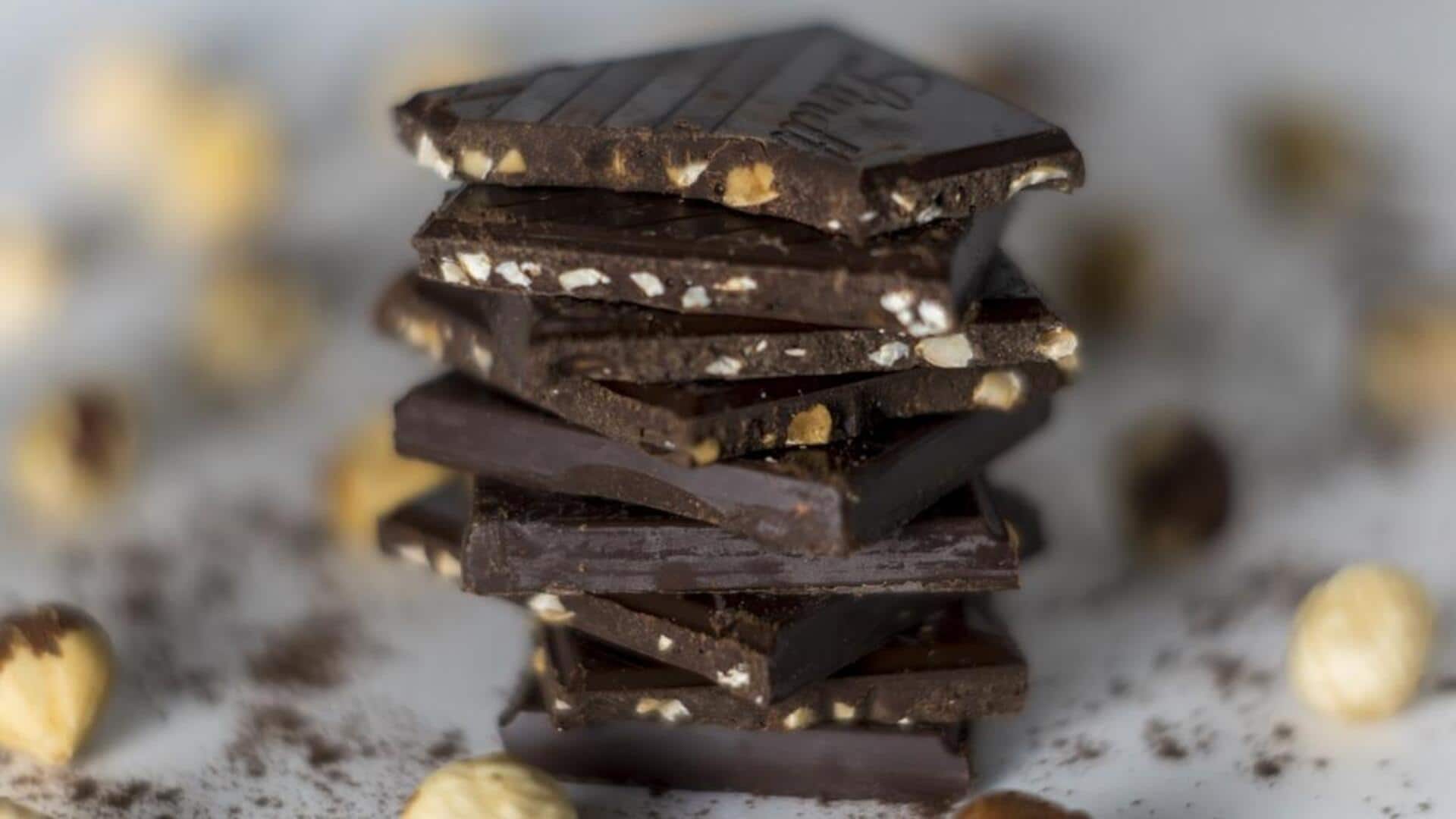 சாக்லேட் சாப்பிட்டால் அதிக காலம் இளமையாக வாழலாம்! ஆய்வில் ஆச்சரிய தகவல்