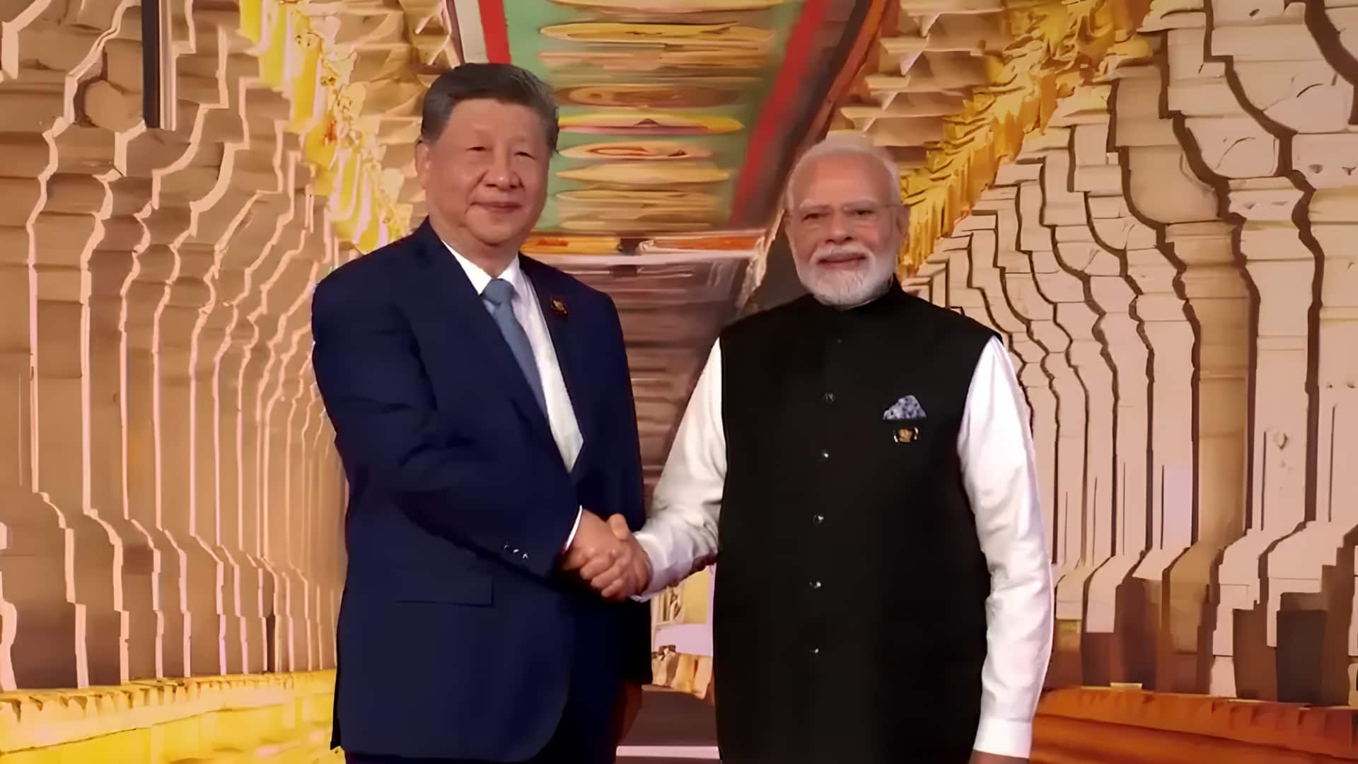 பிரிக்ஸ் மாநாட்டில் தமிழர்களின் பாரம்பரியம்; உலகத் தலைவர்களை ராமேஸ்வரம் கோவில் பின்புலத்துடன் வரவேற்ற பிரதமர் மோடி