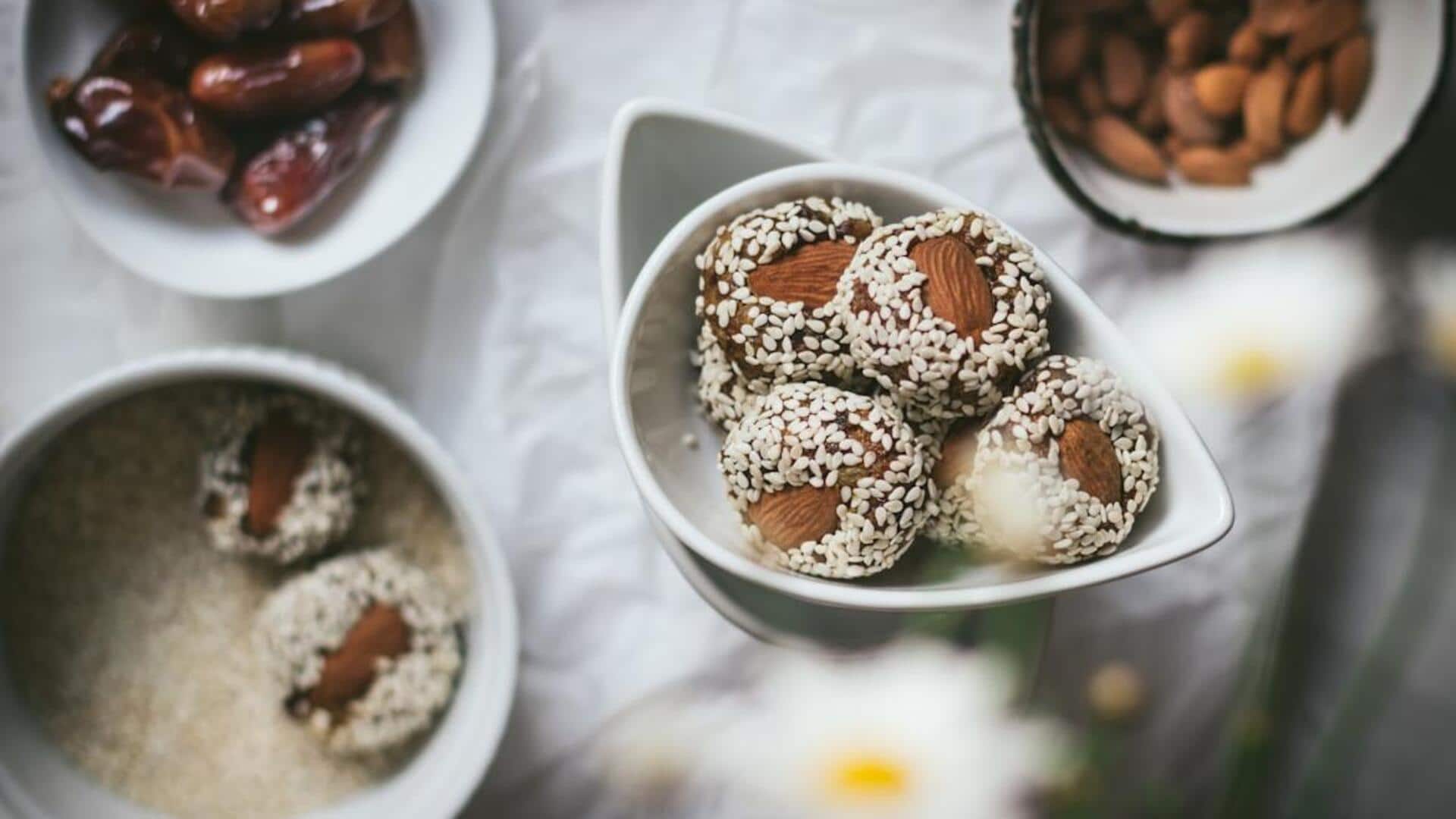 உங்கள் நாளை இந்த பாதாம் பைட்ஸுடன் தொடங்குங்கள்