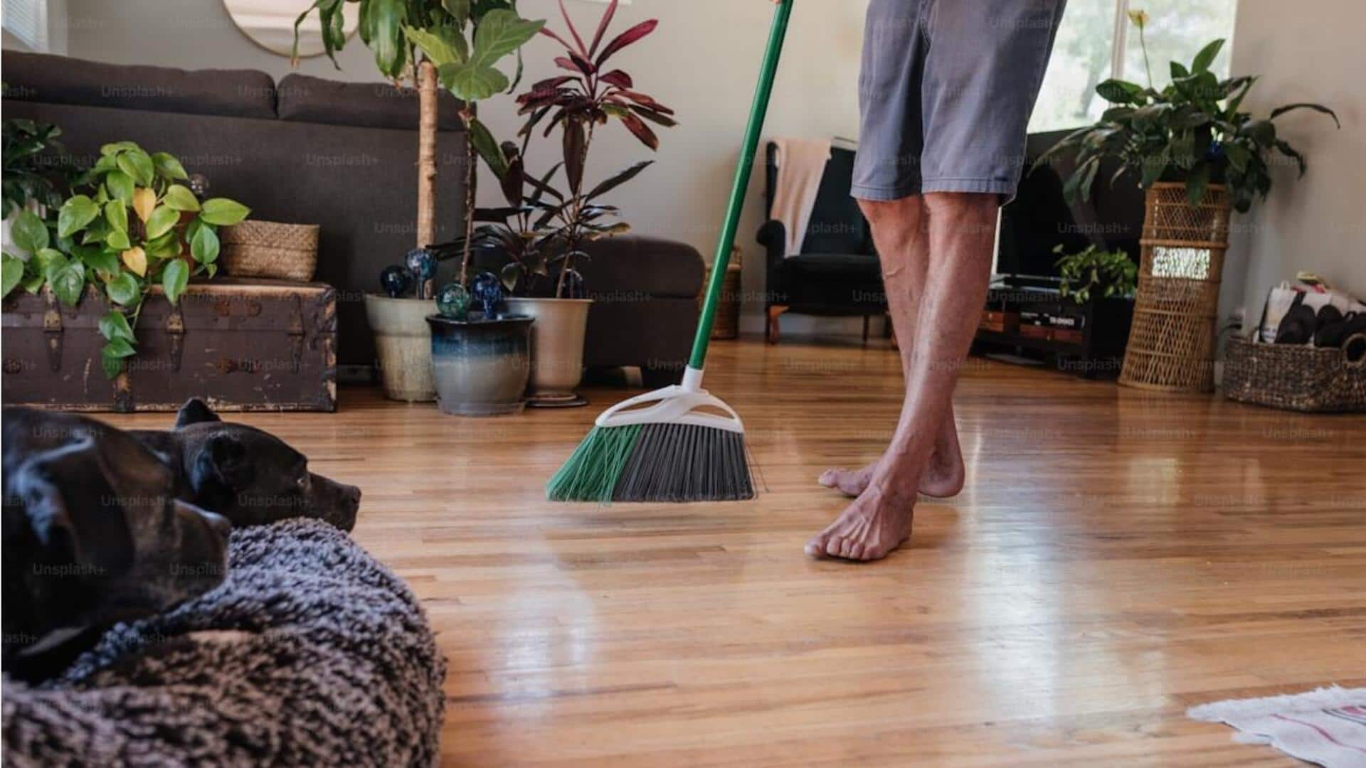 தரையை குனிந்து பெருக்கி துடைப்பதால் உங்கள் உடலில் ஏற்படும் மாற்றங்கள் இவைதான்