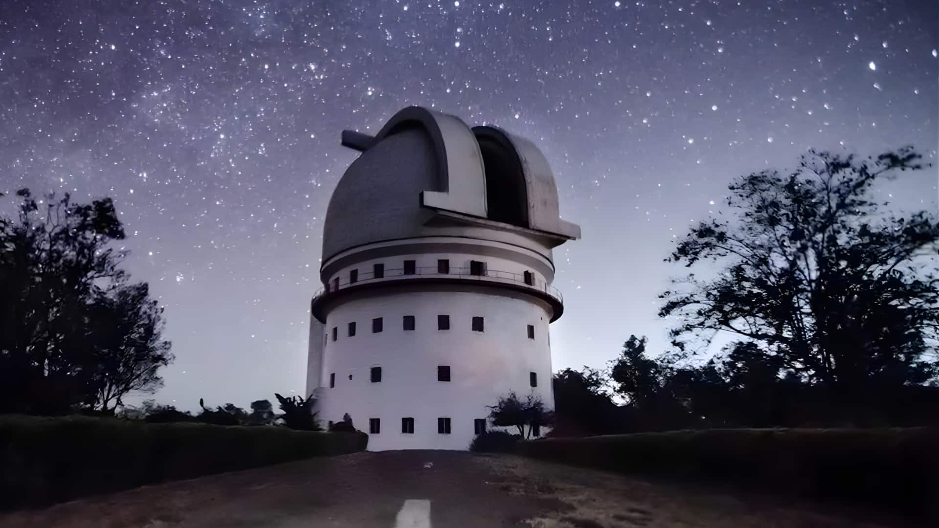 வெயிலைத் தணிக்க ஒரு சில்லென்ற பயணம்! கூட்ட நெரிசலற்ற தமிழ்நாட்டின் டாப் 5 கோடை கால சுற்றுலா இடங்கள்