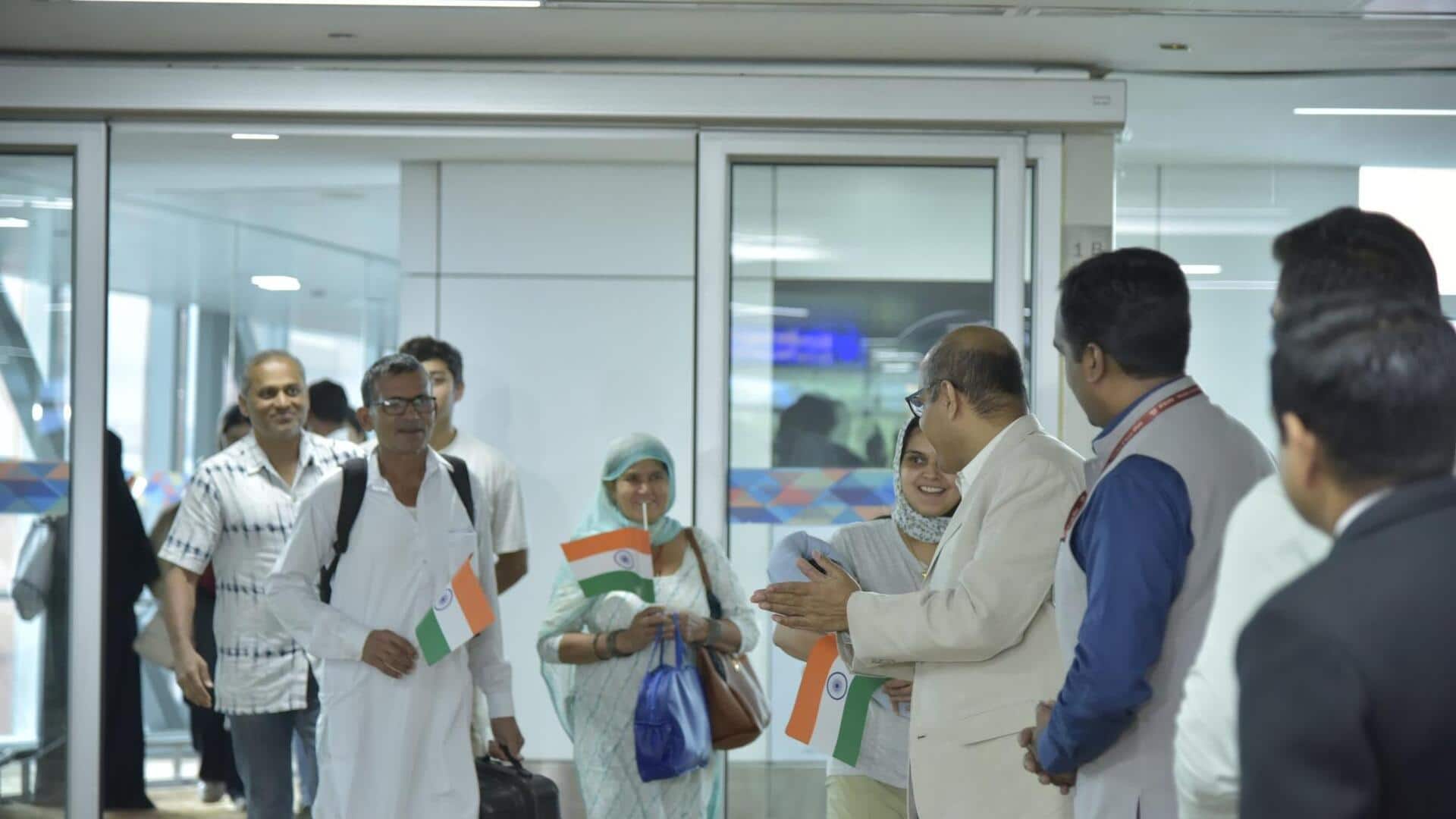 மோதலால் பாதிக்கப்பட்ட ஈரானில் இருந்து 600 மாணவர்களை விமானம் மூலம் மீட்டது இந்தியா மோதலால் பாதிக்கப்பட்ட ஈரானில் இருந்து 600 மாணவர்களை விமானம் மூலம் மீட்டது இந்தியா