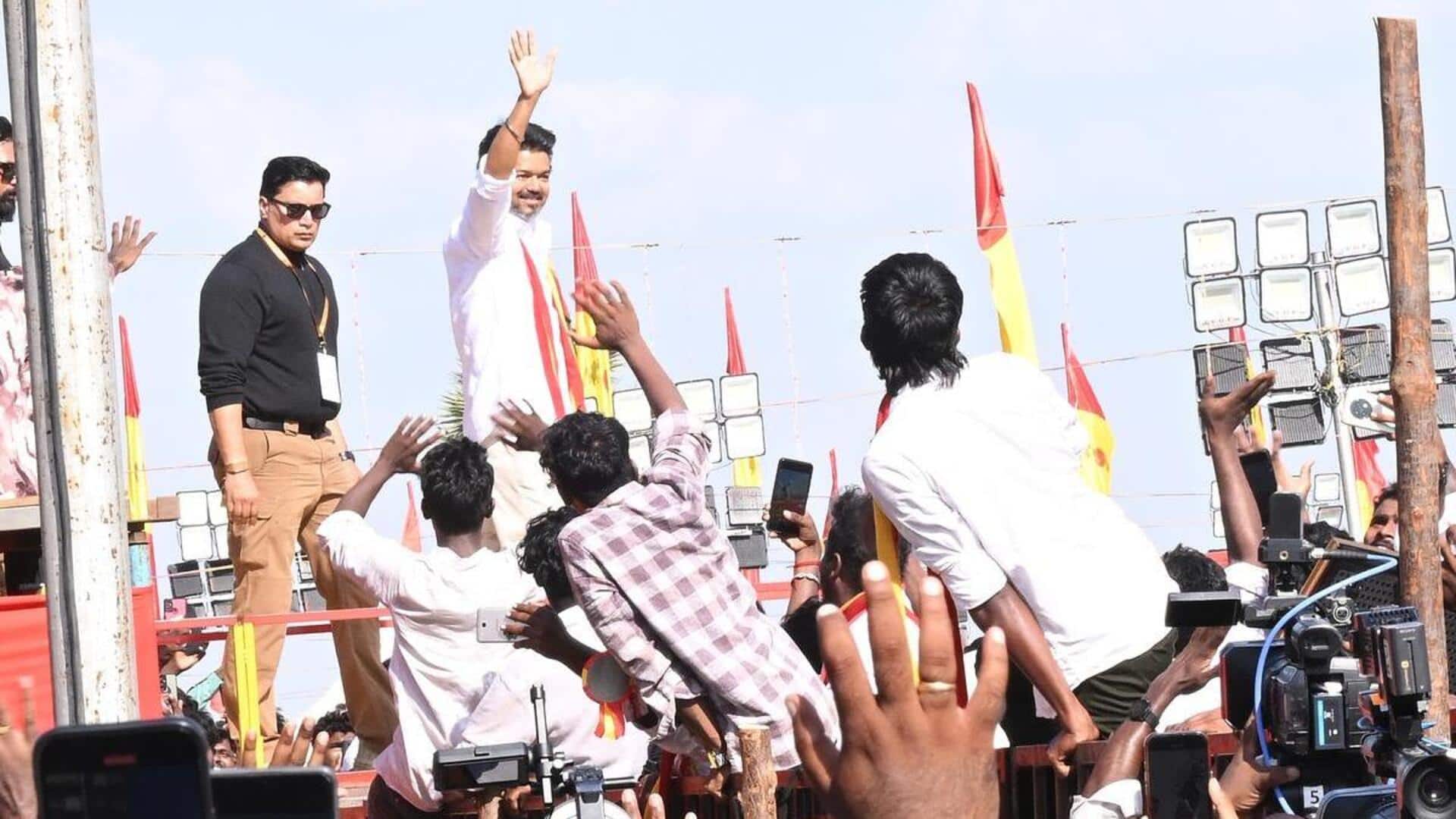 தவெக மாநாட்டில் பவுன்சர்கள் செய்த காரியத்தால் தலைவர் விஜய் உட்பட பலர் மீது போலீசார் வழக்கு தவெக மாநாட்டில் பவுன்சர்கள் செய்த காரியத்தால் தலைவர் விஜய் உட்பட பலர் மீது போலீசார் வழக்கு