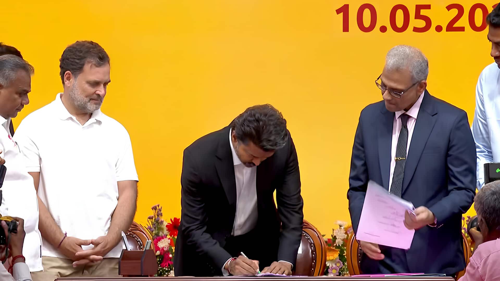 500 யூனிட்டிற்கு மேல் பயன்படுத்துபவர்களுக்கு 100 யூனிட் இலவச மின்சாரம் தொடருமா? மின்வாரிய அதிகாரிகள் விளக்கம்