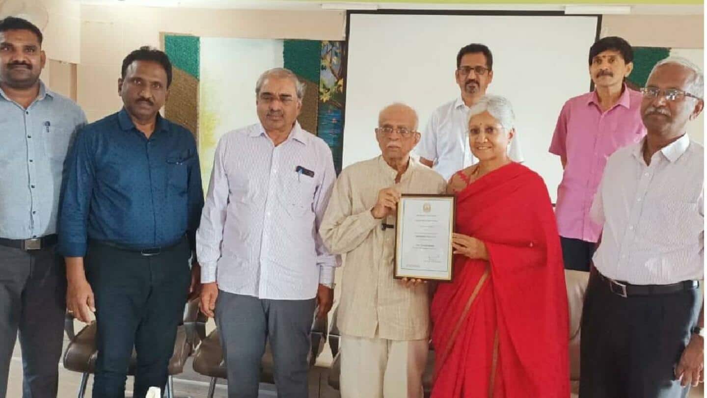 நீர்நிலைகளை மேம்படுத்த ரூ.10 லட்சத்தொகை-விருது தொகையை தானம் செய்த 'சிறுதுளி' அறங்காவலர்