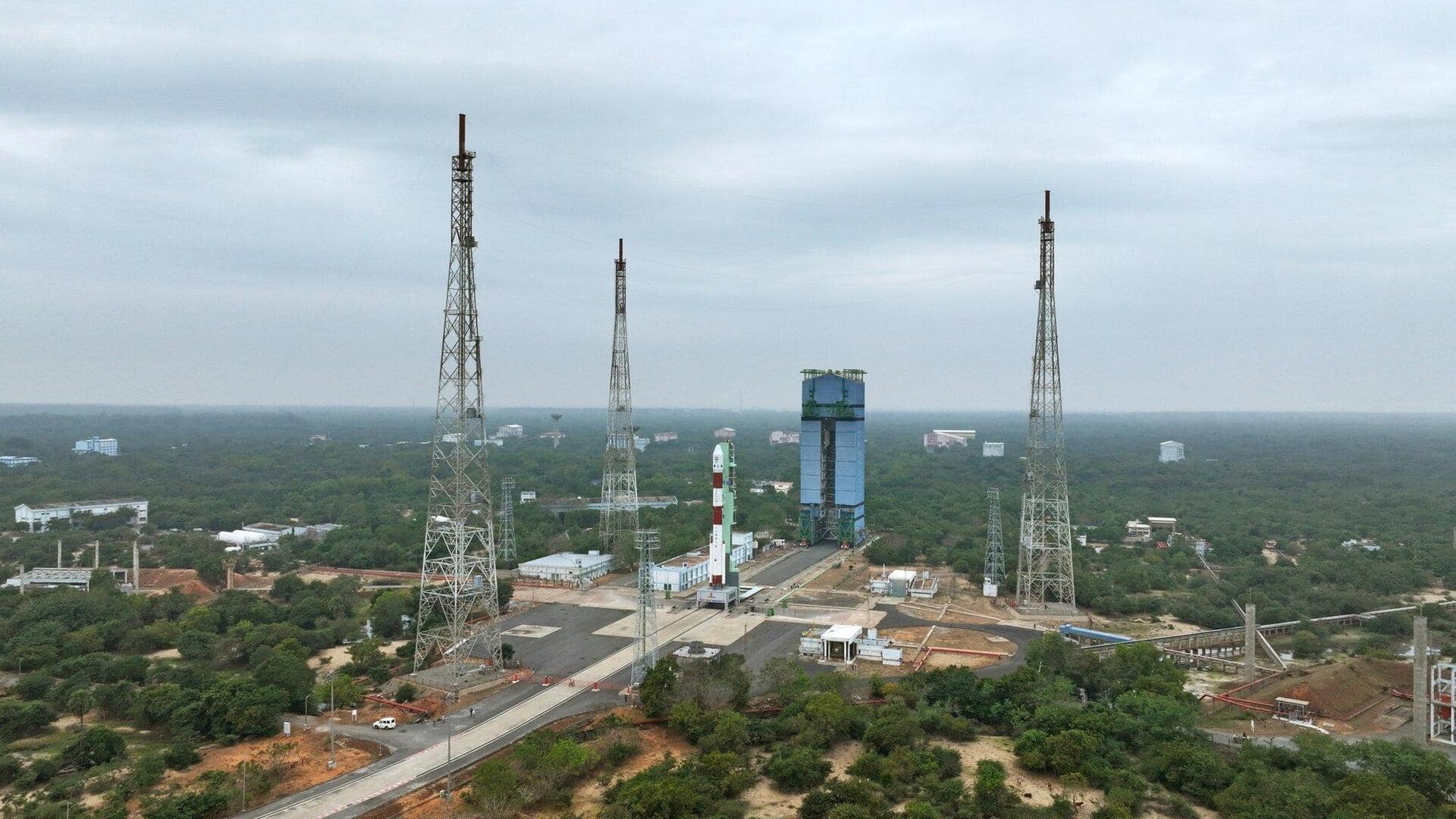 விண்வெளியில் 'பெட்ரோல் பங்க்'! இஸ்ரோவின் PSLV-C62 வரலாற்றுப் பயணம் இன்று தொடக்கம்