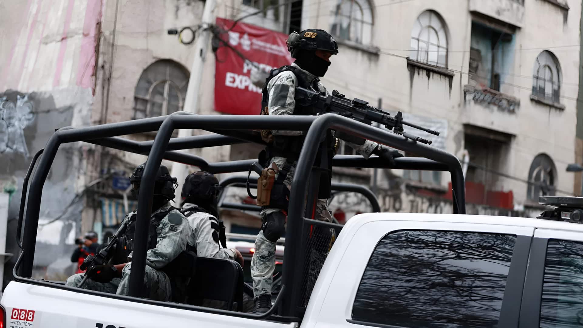 காதலியின் நடமாட்டம் காட்டி கொடுத்த ரகசியம்: நடுக்காட்டில் 'எல் மென்சோ'வை வேட்டையாடிய மெக்ஸிகோ படை